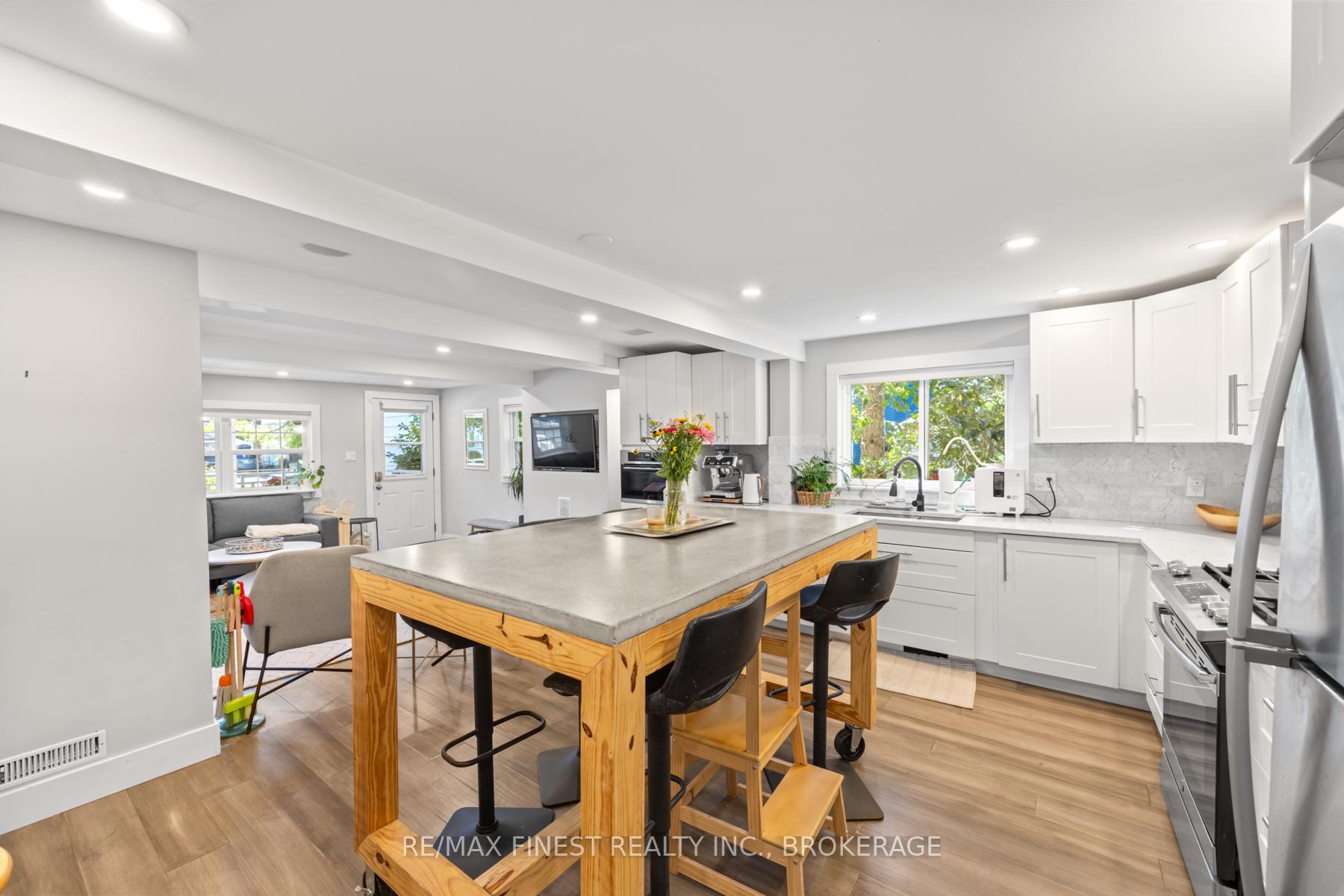 Photo 10 of 6 Redan Street, Kingston, East of Sir John A. Blvd — HOMEH