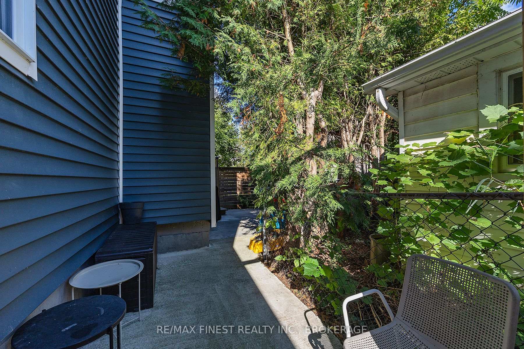 Photo 35 of 6 Redan Street, Kingston, East of Sir John A. Blvd — HOMEH