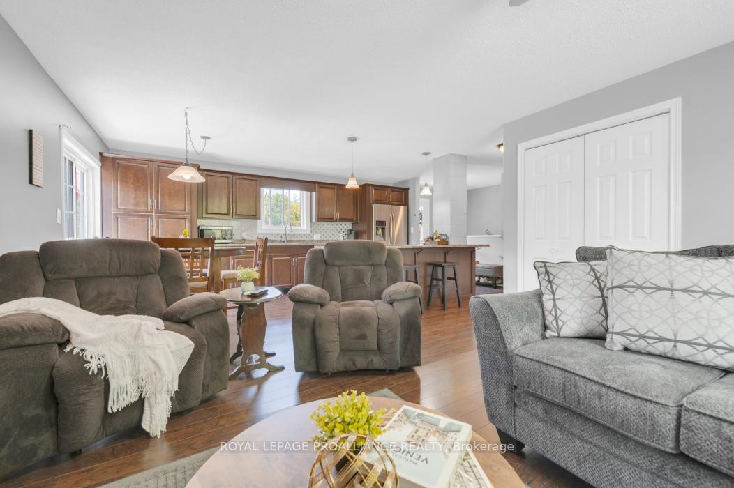 Photo 4 of 429 Elzevir Road, Tweed, Elzevir (Twp) — HOMEH