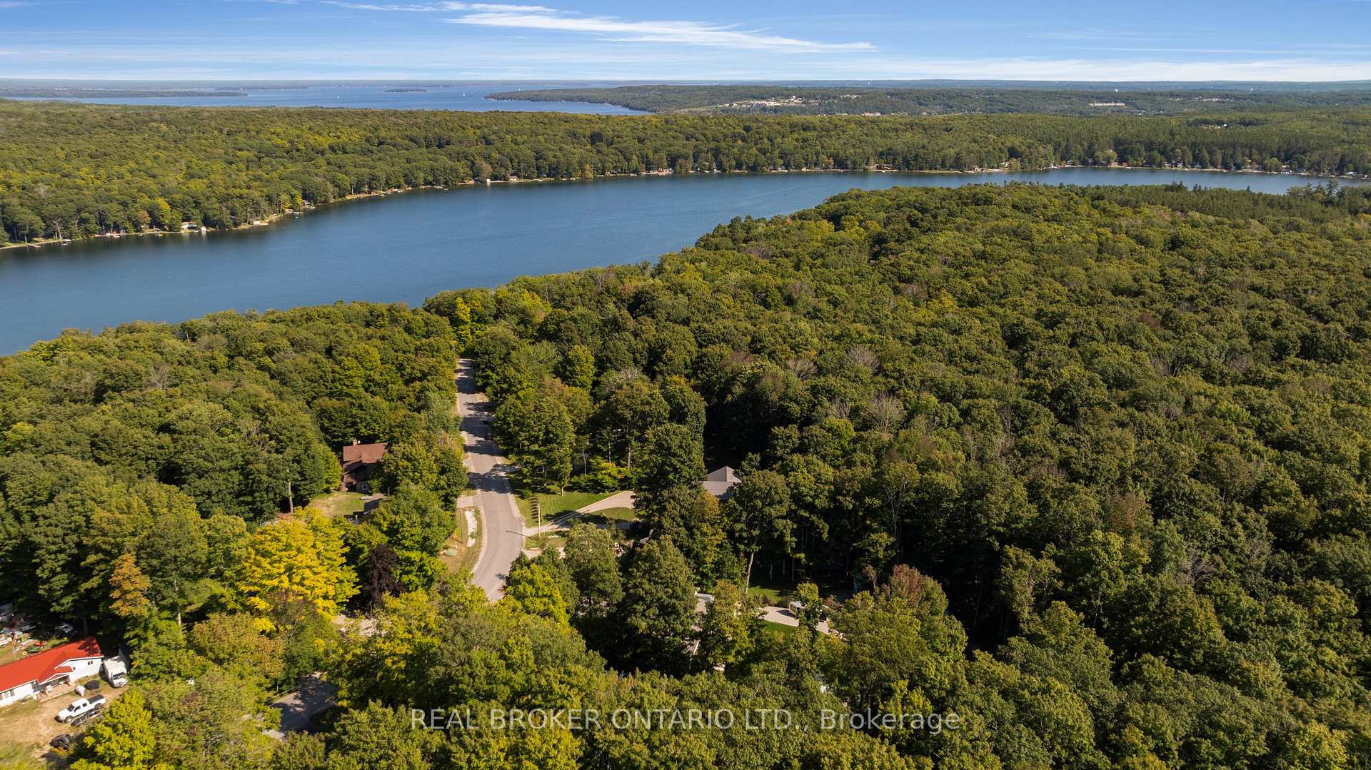 Photo 2 of 122 Timcourt Drive, Tiny, Rural Tiny — HOMEH