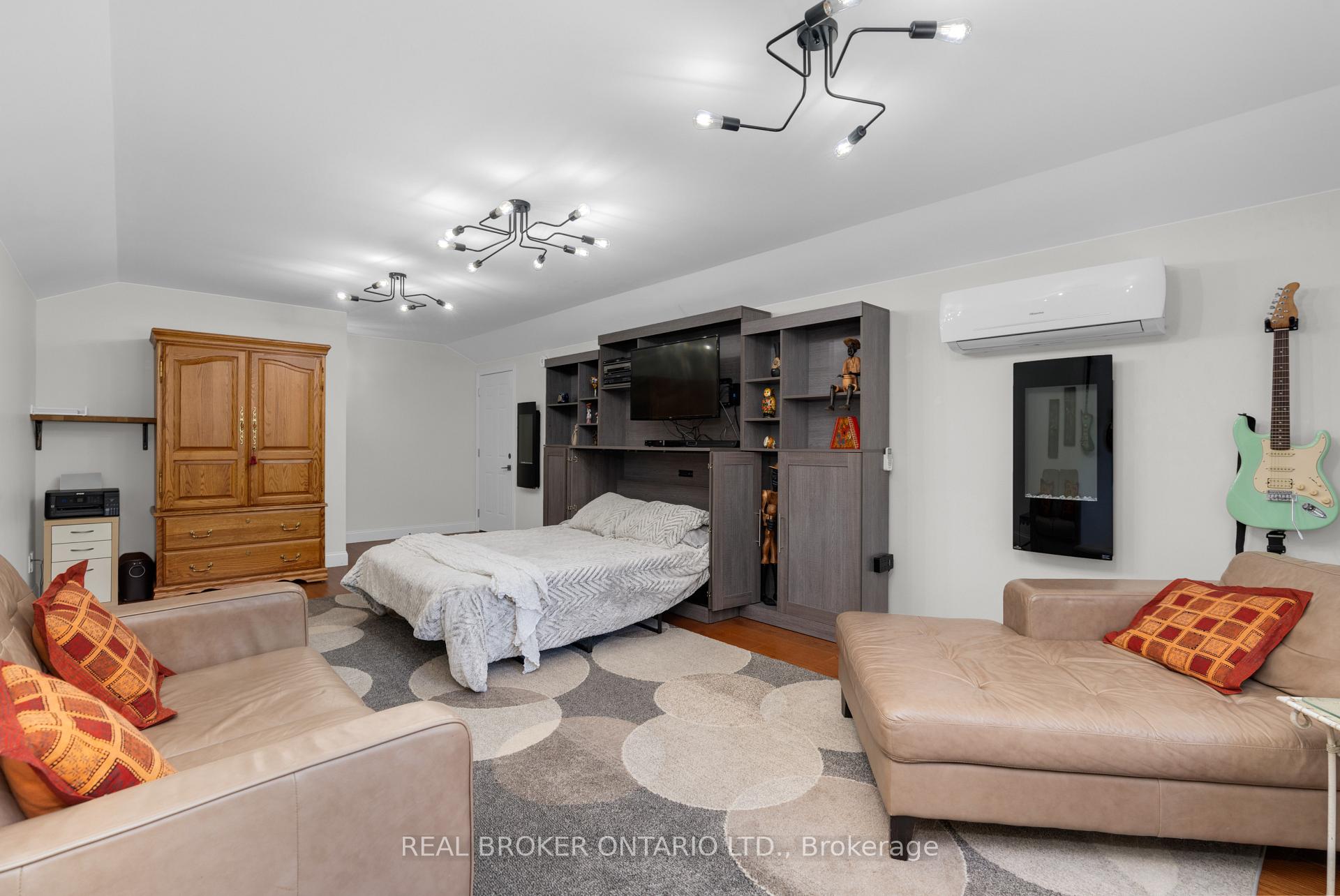 Photo 44 of 122 Timcourt Drive, Tiny, Rural Tiny — HOMEH