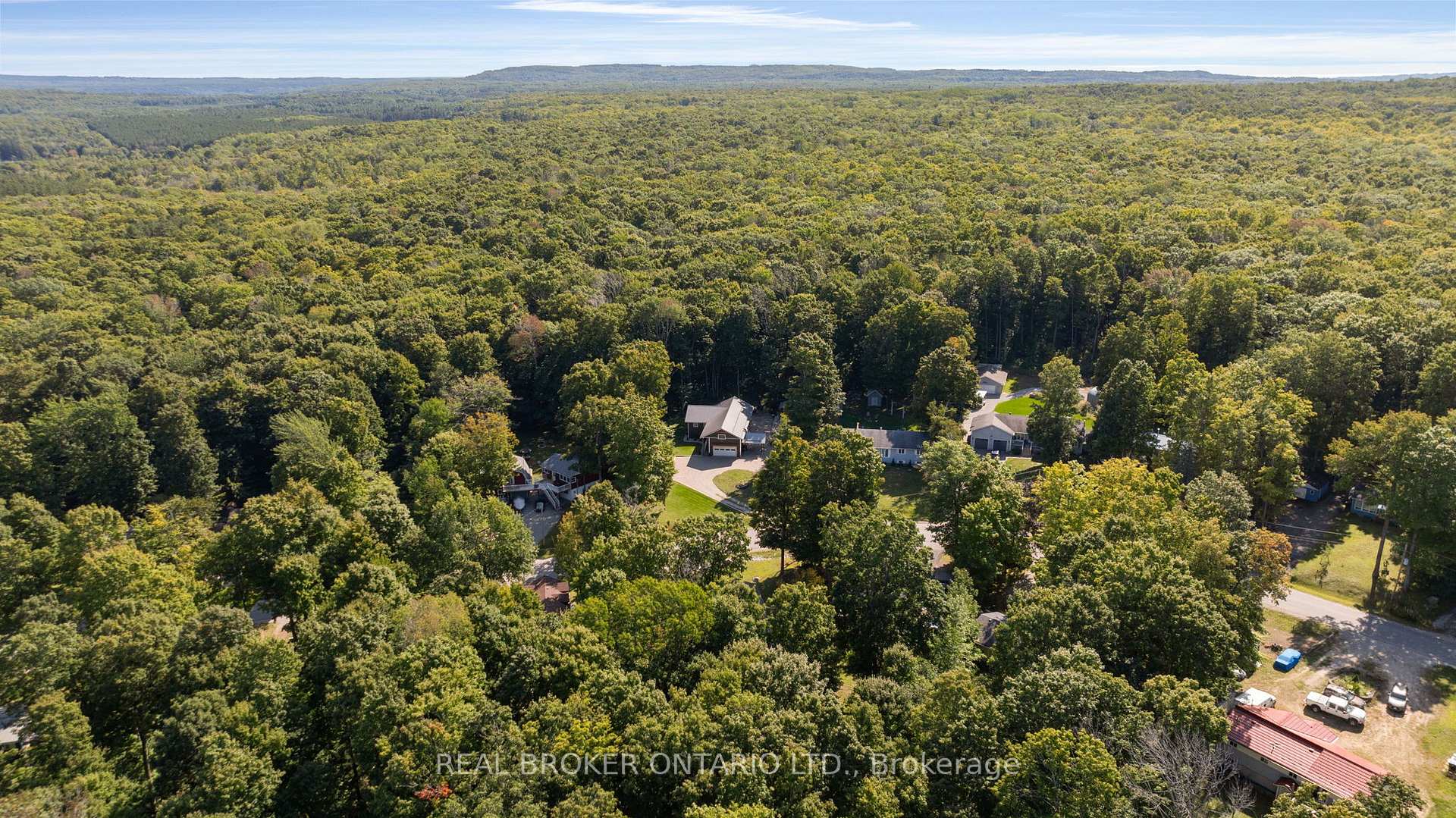 Photo 47 of 122 Timcourt Drive, Tiny, Rural Tiny — HOMEH