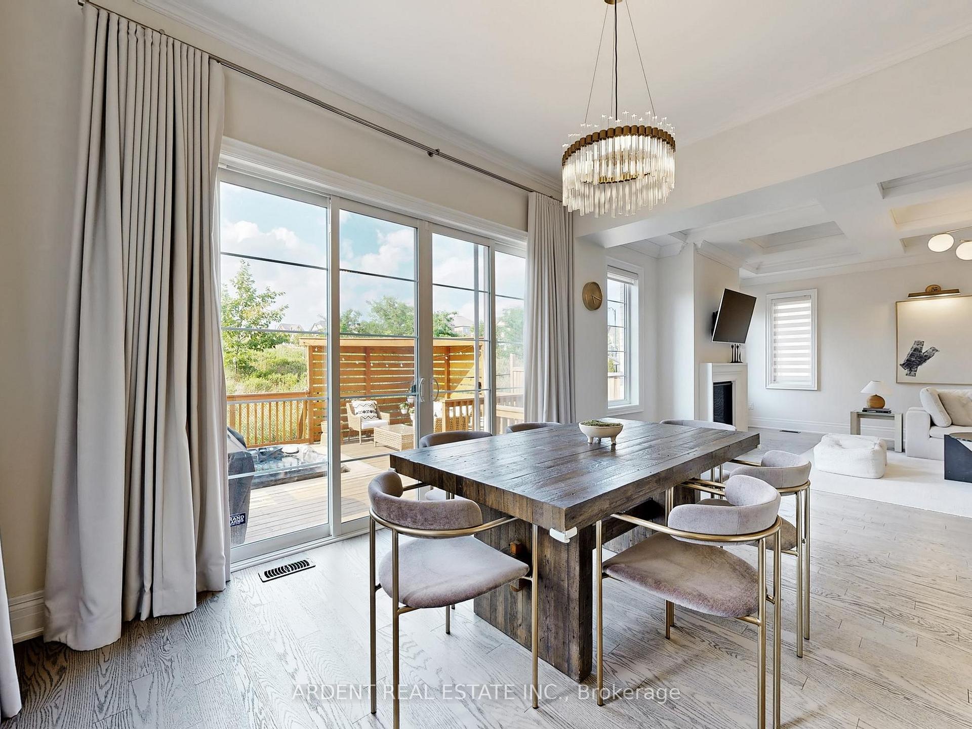 Photo 10 of 95 Foley Crescent, Vaughan, Patterson — HOMEH