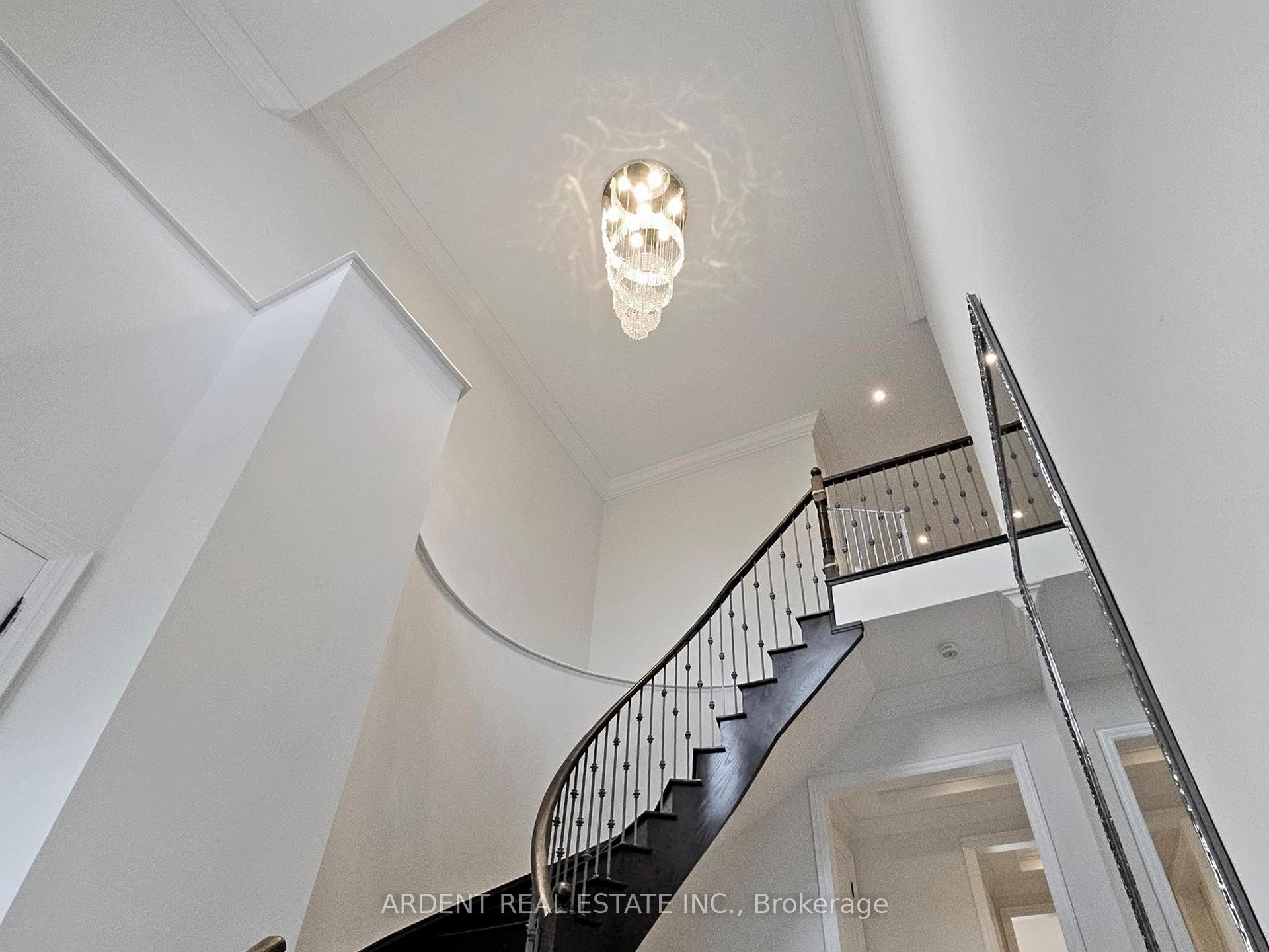Photo 7 of 95 Foley Crescent, Vaughan, Patterson — HOMEH