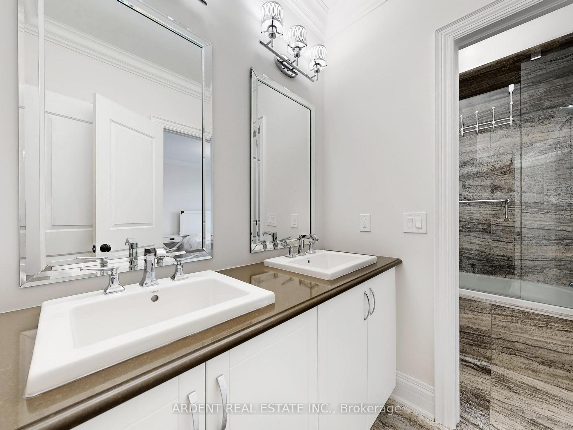 Photo 24 of 95 Foley Crescent, Vaughan, Patterson — HOMEH