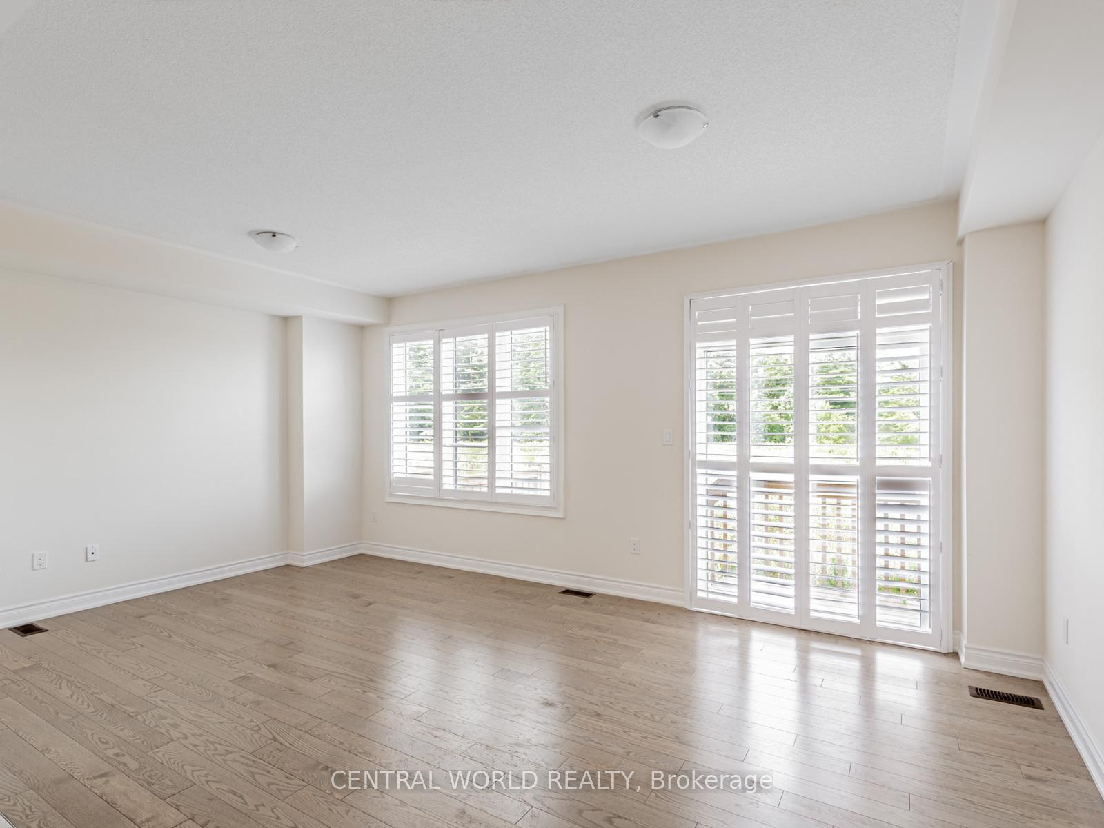 Photo 22 of 16 Liam Lane, Markham, Cedarwood — HOMEH