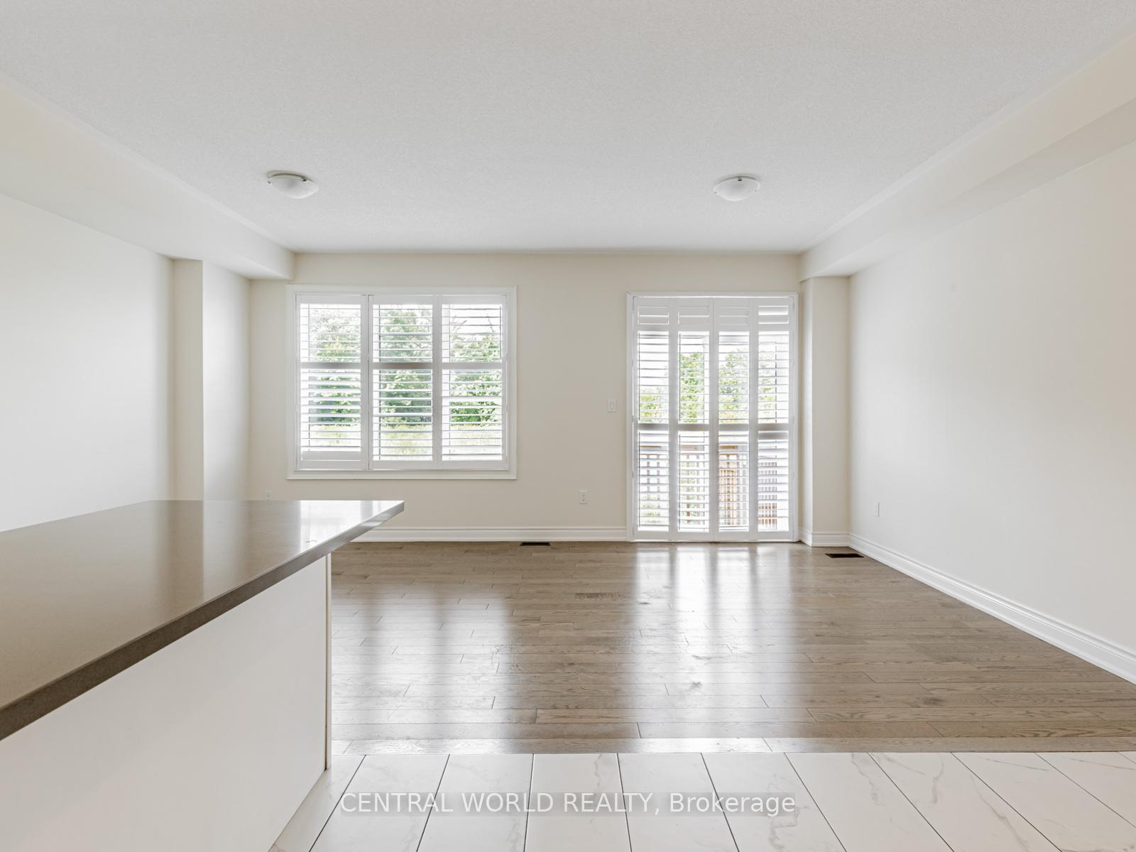 Photo 21 of 16 Liam Lane, Markham, Cedarwood — HOMEH