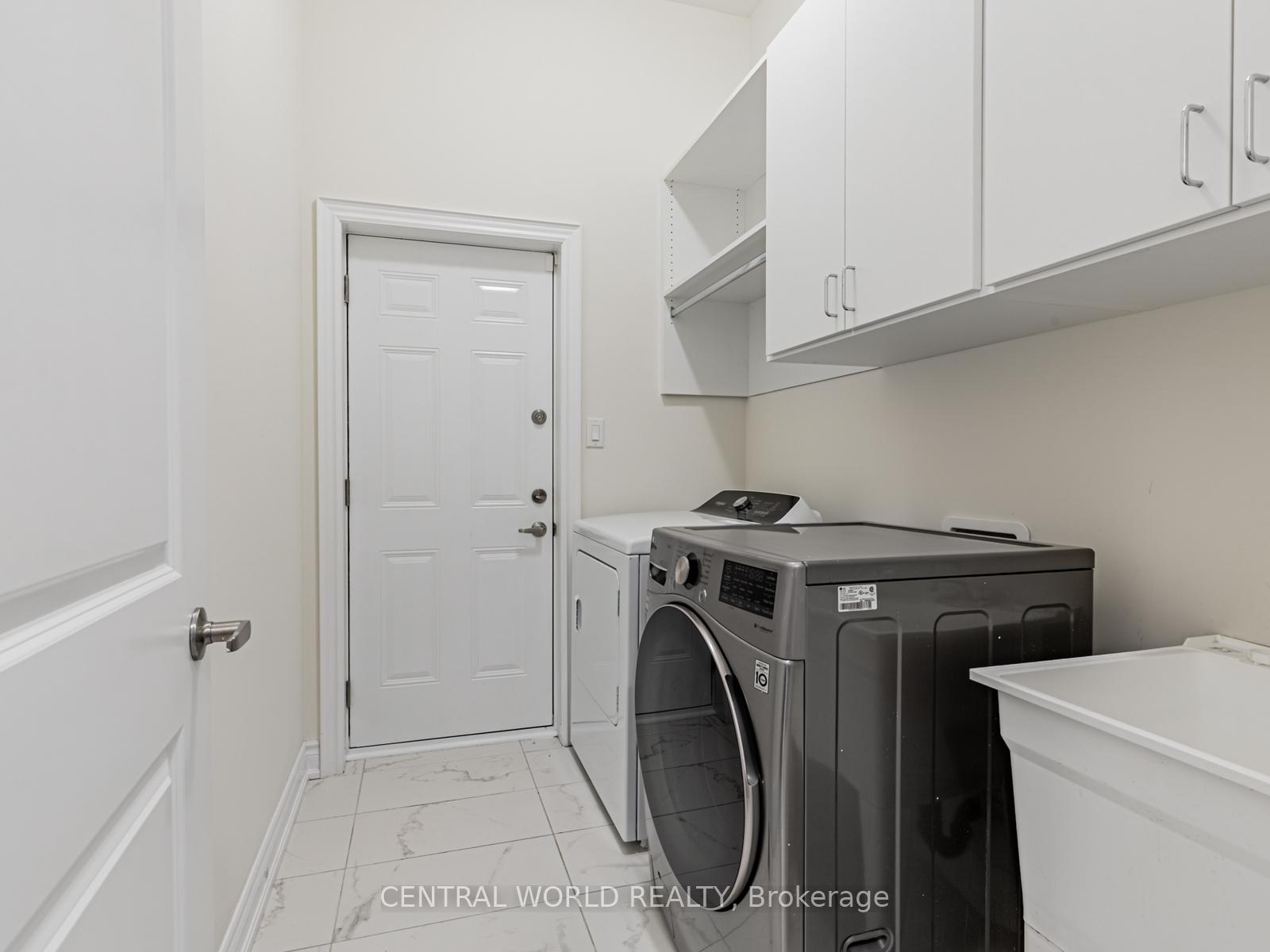 Photo 30 of 16 Liam Lane, Markham, Cedarwood — HOMEH
