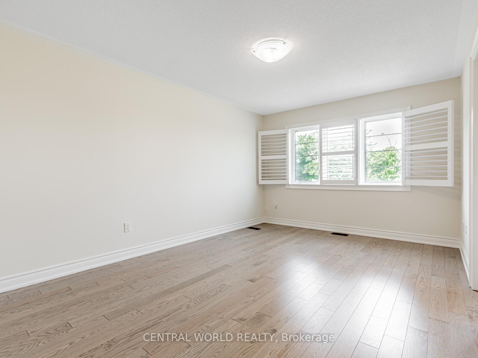 Photo 15 of 16 Liam Lane, Markham, Cedarwood — HOMEH