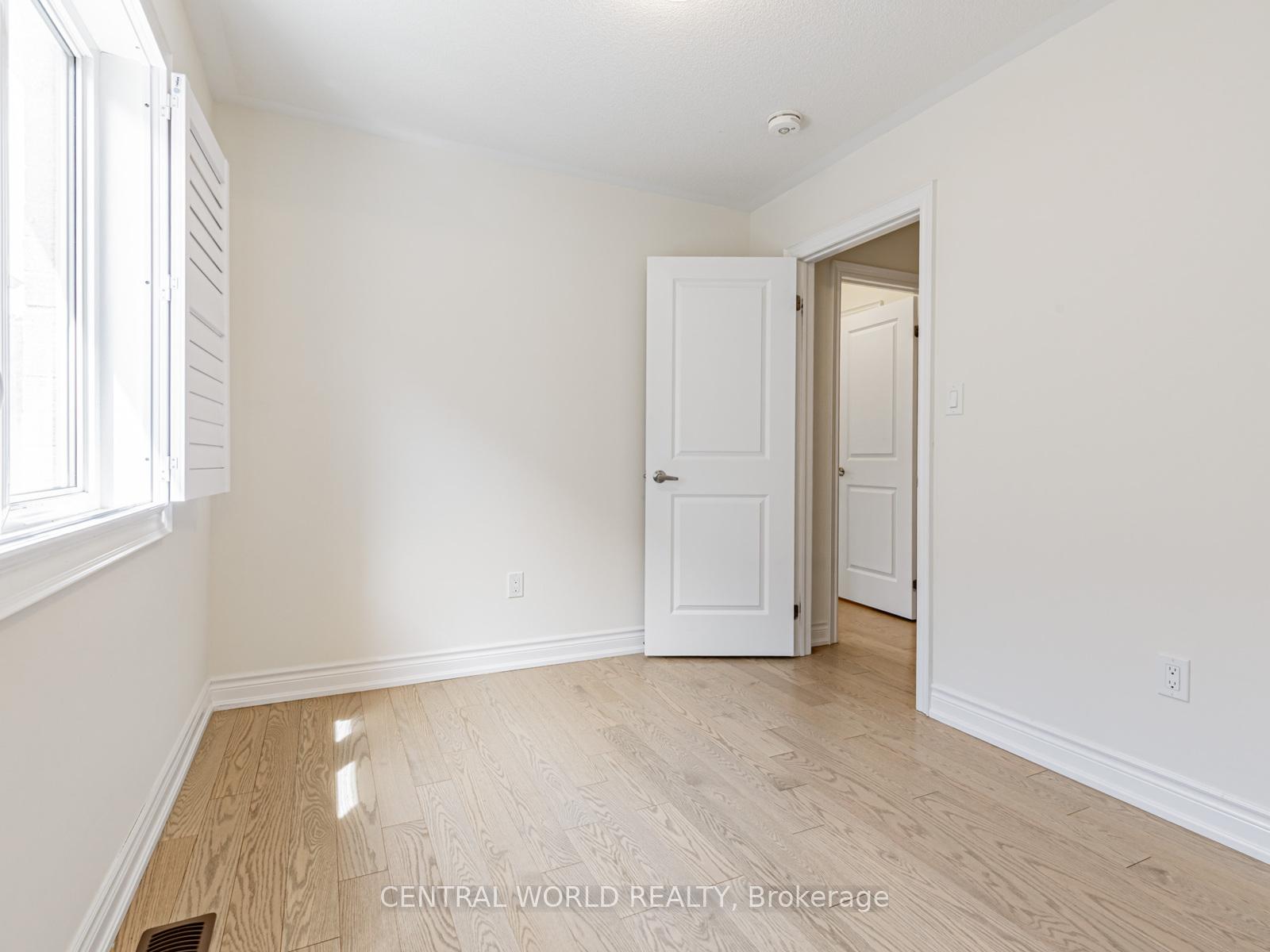 Photo 27 of 16 Liam Lane, Markham, Cedarwood — HOMEH