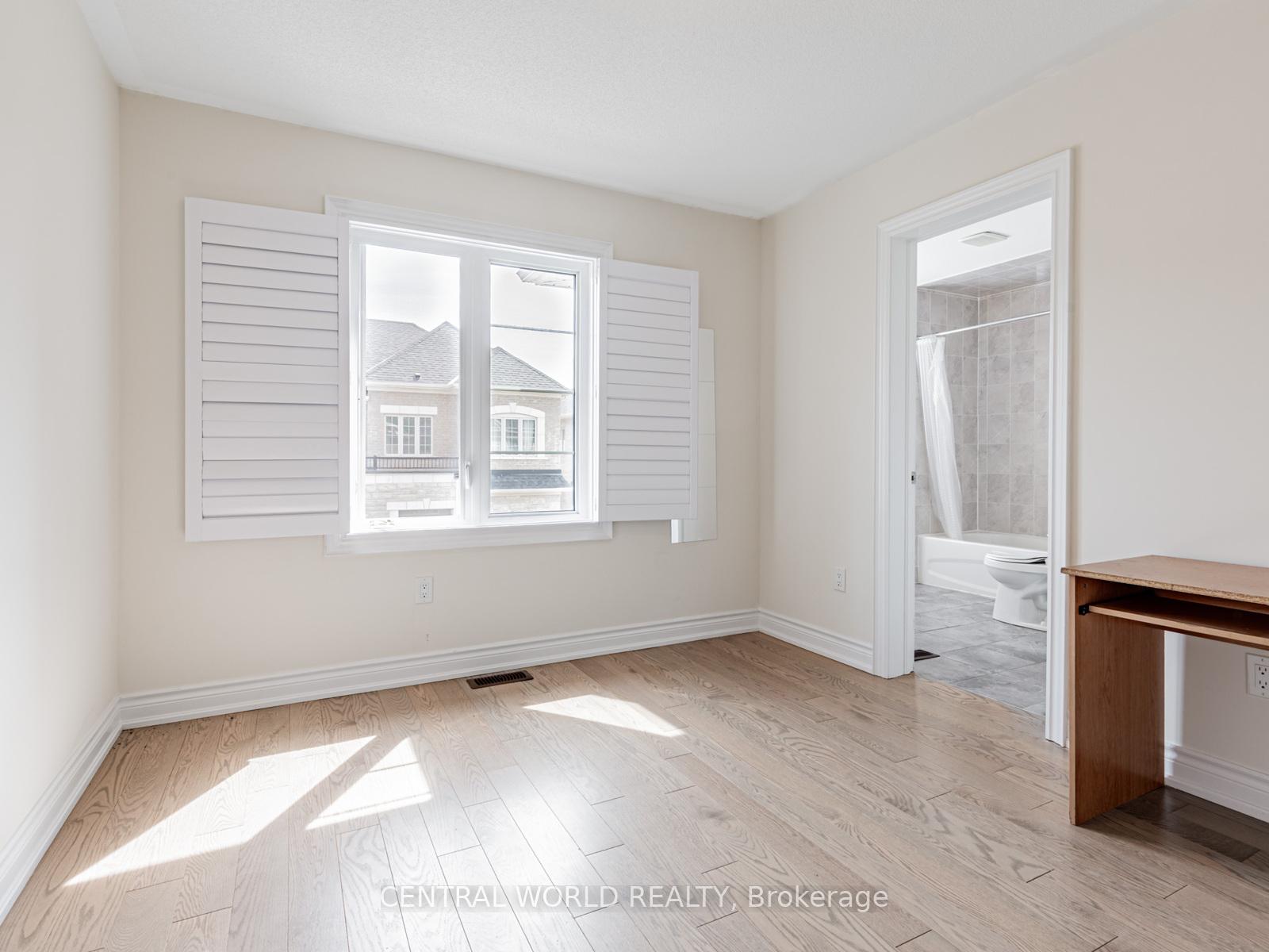 Photo 32 of 16 Liam Lane, Markham, Cedarwood — HOMEH