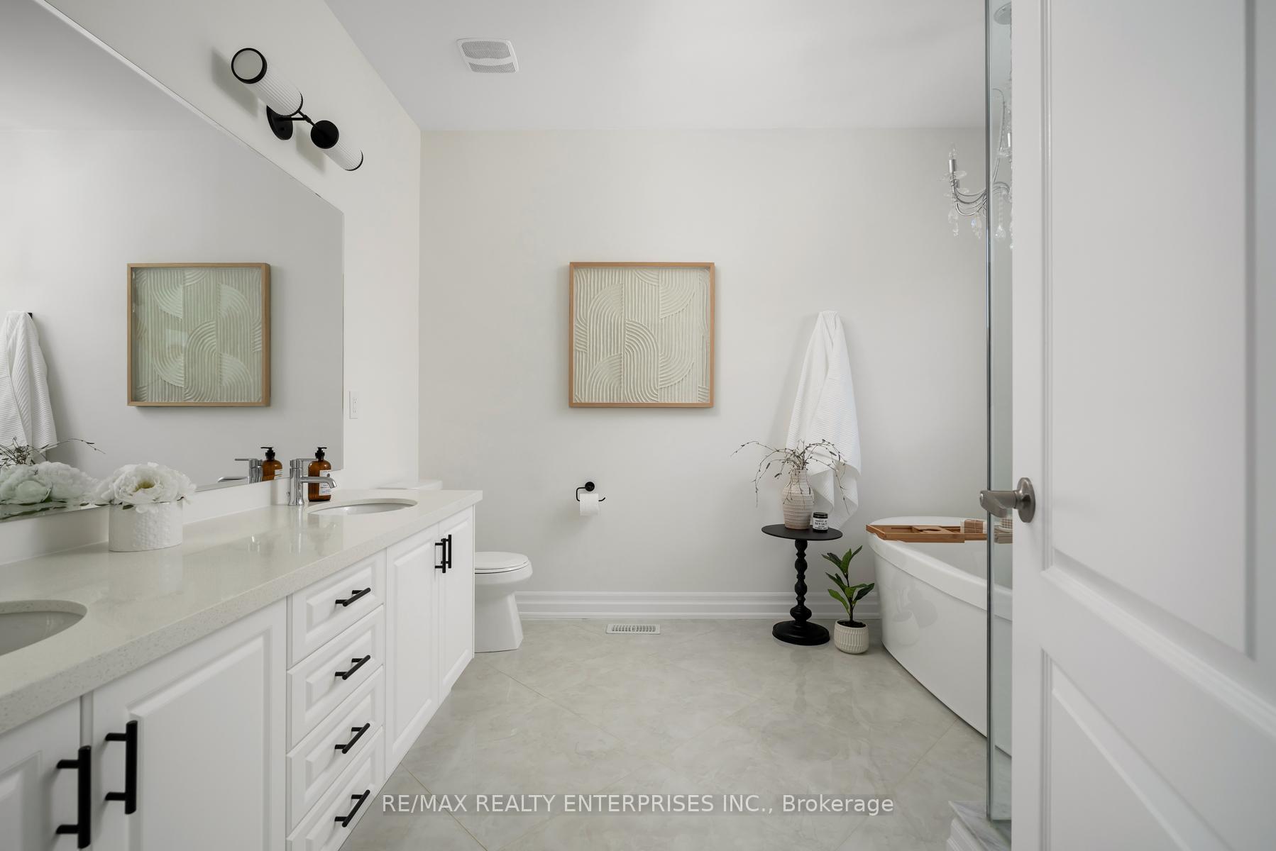 Photo 9 of 15 Botelho Circle, Aurora, Bayview Southeast — HOMEH