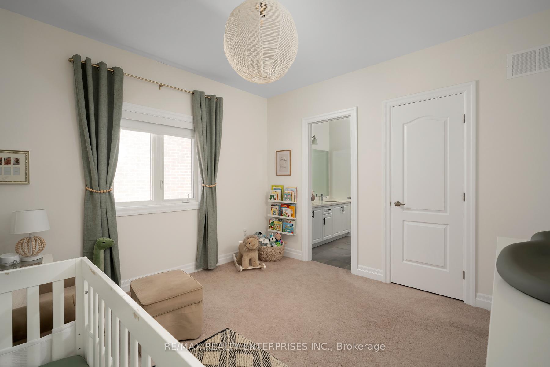 Photo 21 of 15 Botelho Circle, Aurora, Bayview Southeast — HOMEH