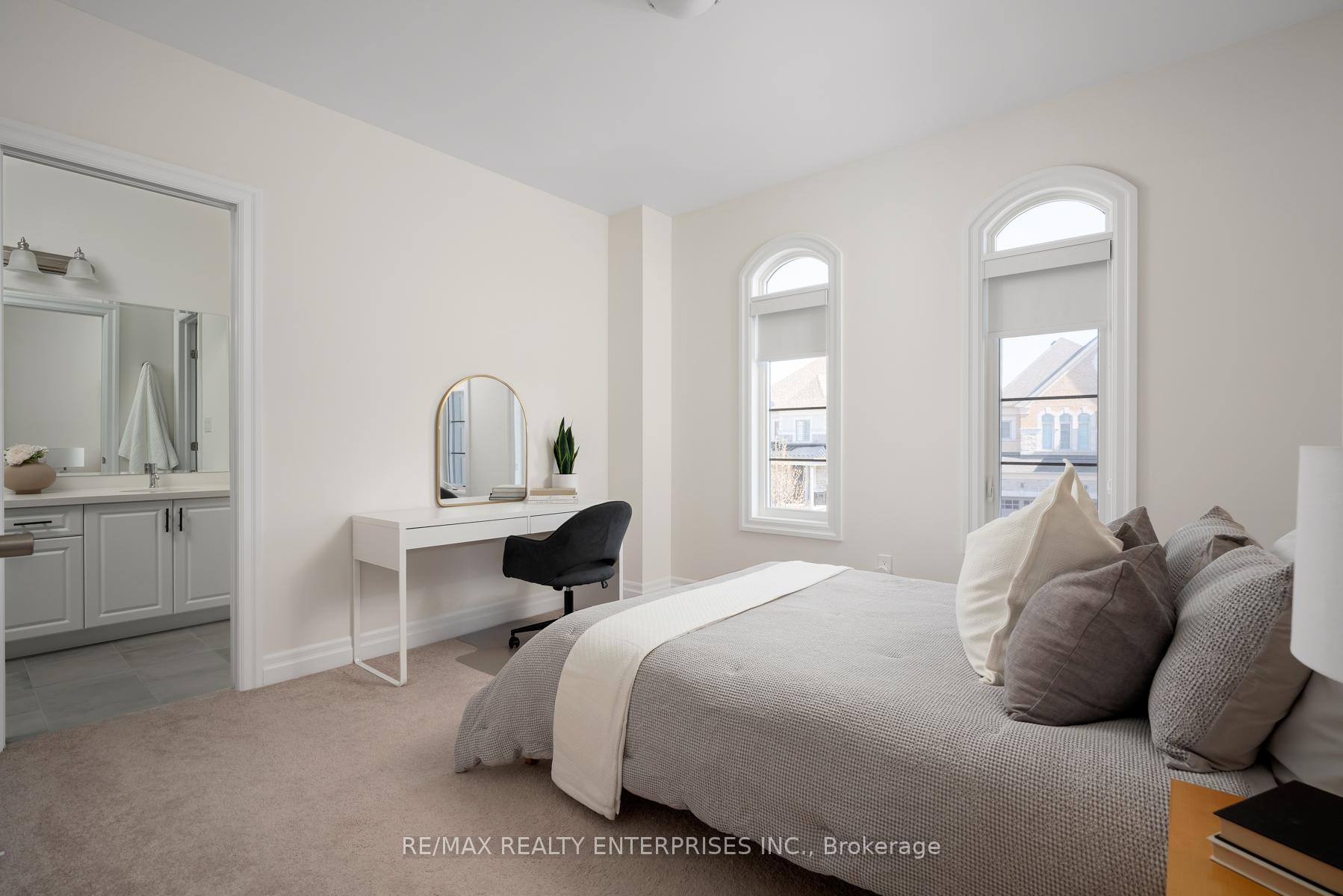 Photo 22 of 15 Botelho Circle, Aurora, Bayview Southeast — HOMEH