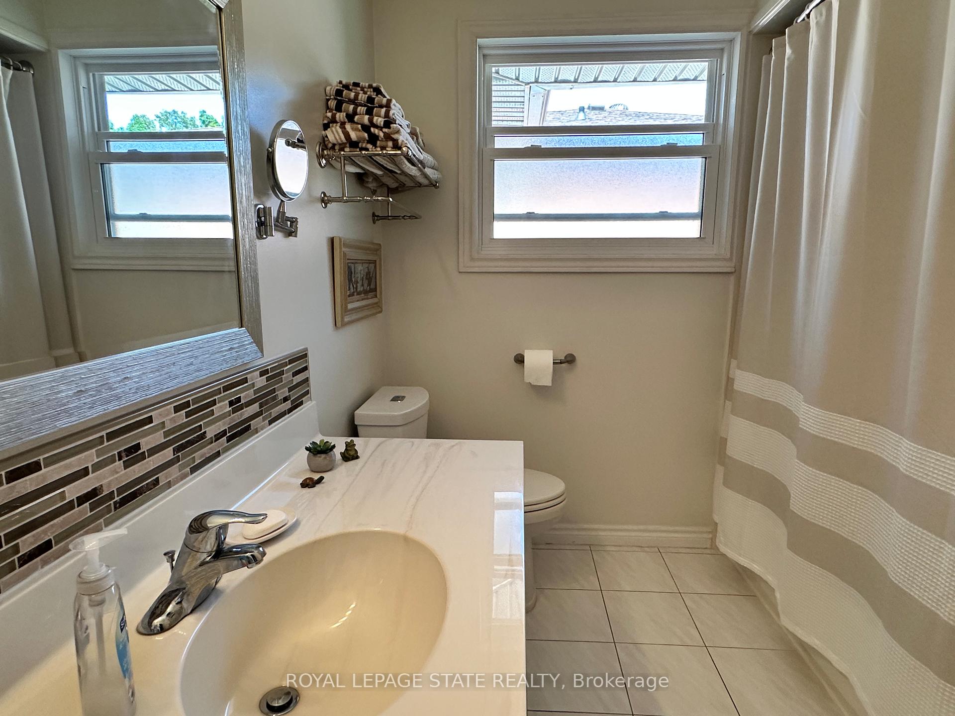 Photo 32 of 33 Pinard Street, Hamilton, Vincent — HOMEH