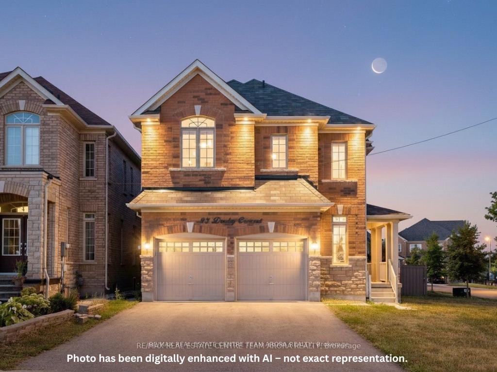 Photo 3 of 33 Dunley Crescent, Brampton, Credit Valley — HOMEH