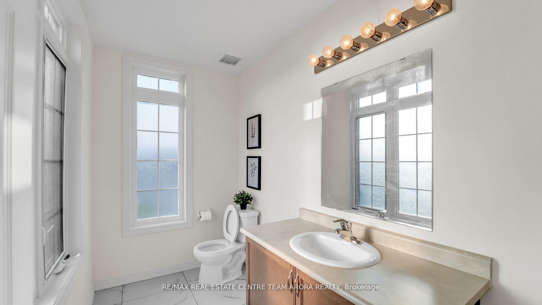 Photo 25 of 33 Dunley Crescent, Brampton, Credit Valley — HOMEH