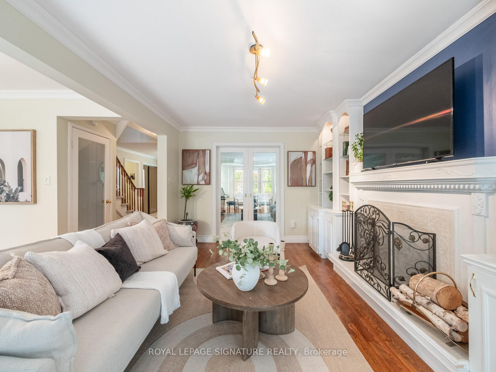 Photo 9 of 119 Tilman Circle, Markham, Markham Village — HOMEH