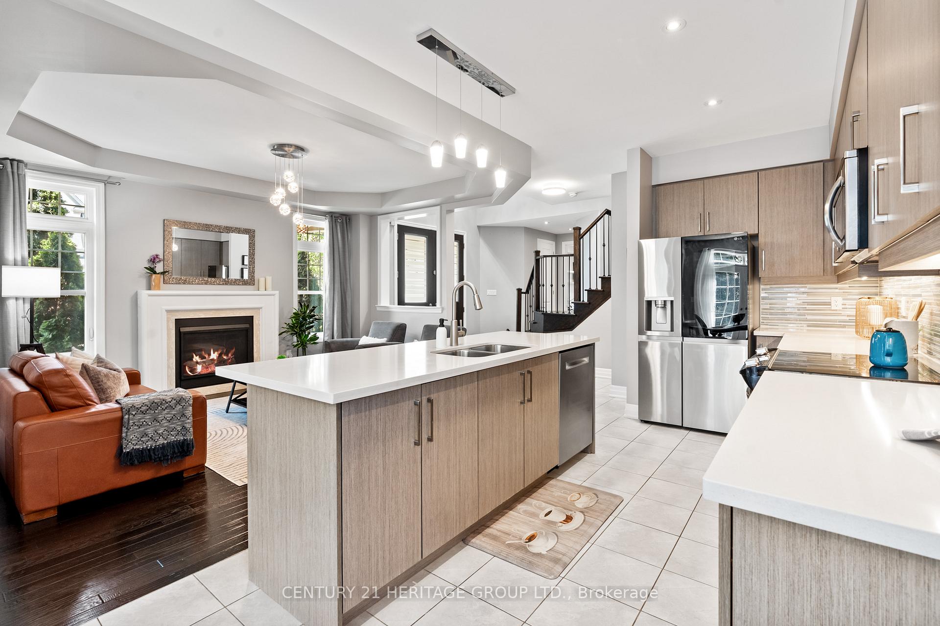 Photo 6 of 64 Wells Orchard Crescent, King, King City — HOMEH