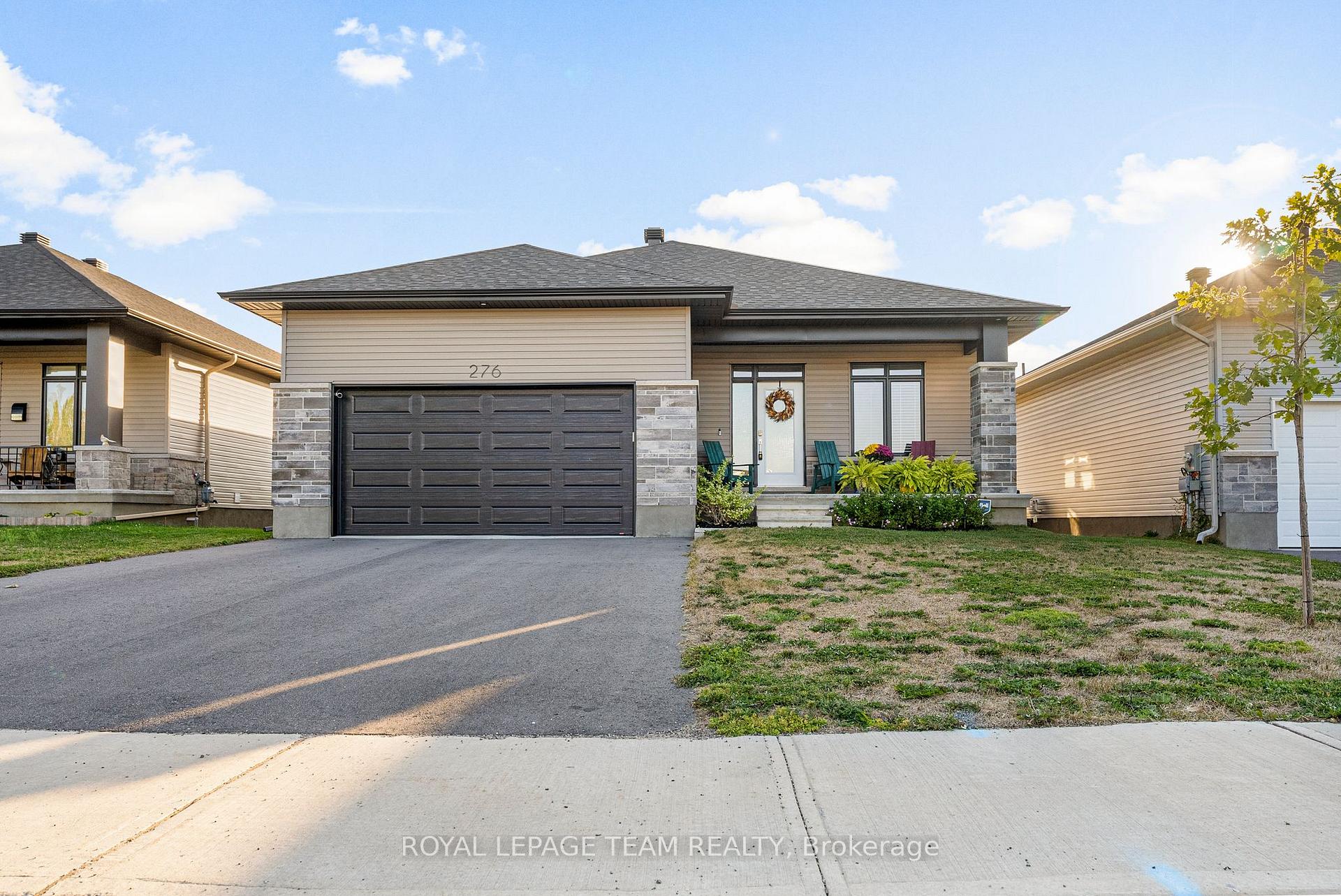 Photo 1 of 276 Wood Avenue, Smiths Falls — HOMEH