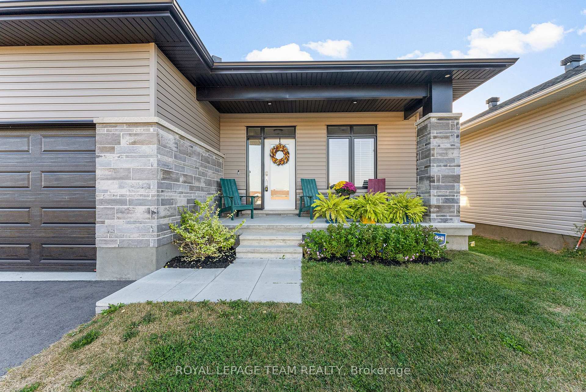 Photo 11 of 276 Wood Avenue, Smiths Falls — HOMEH