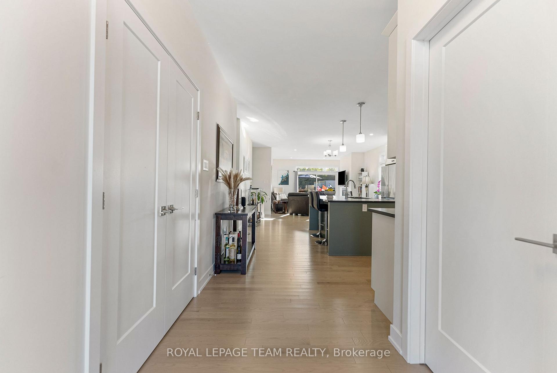 Photo 7 of 276 Wood Avenue, Smiths Falls — HOMEH