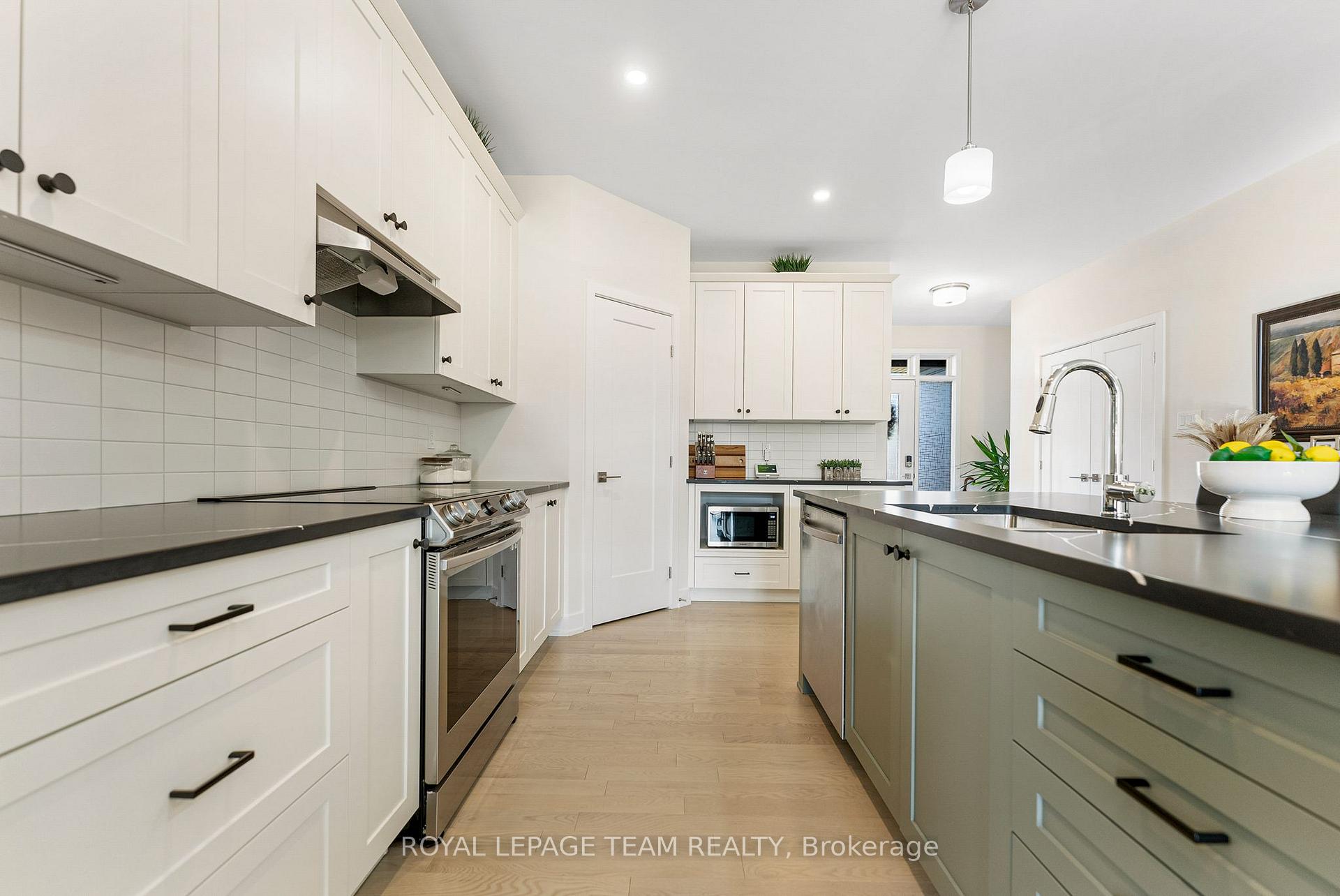 Photo 26 of 276 Wood Avenue, Smiths Falls — HOMEH