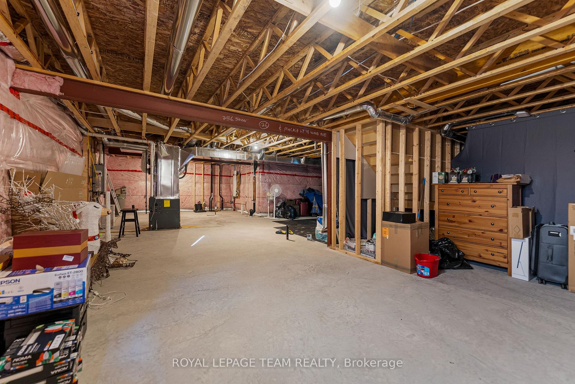 Photo 31 of 276 Wood Avenue, Smiths Falls — HOMEH