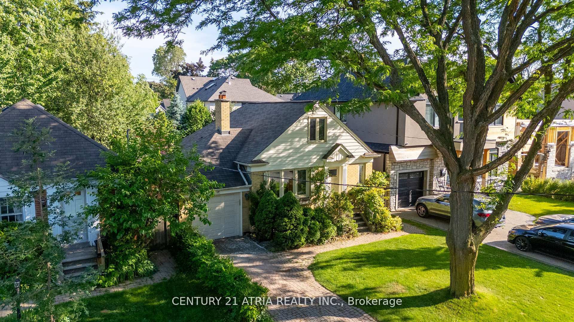 Photo 41 of 13 Sunnydale Drive S, Etobicoke, Stonegate-Queensway — HOMEH