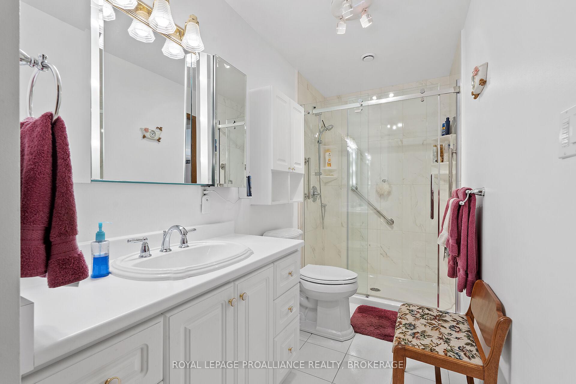 Photo 15 of 536 Braeside Crescent, Kingston, North of Taylor-Kidd Blvd — HOMEH