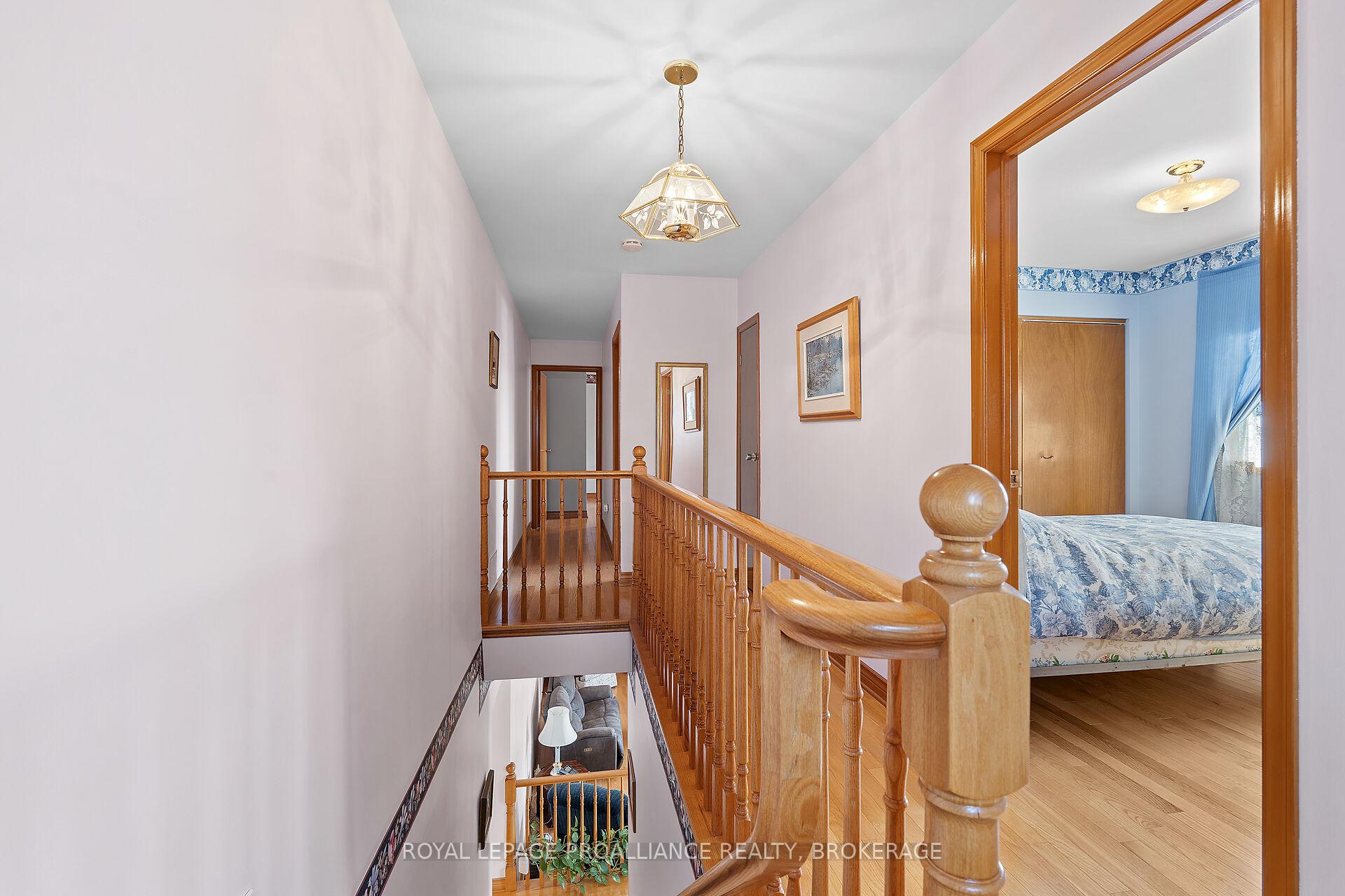 Photo 14 of 536 Braeside Crescent, Kingston, North of Taylor-Kidd Blvd — HOMEH