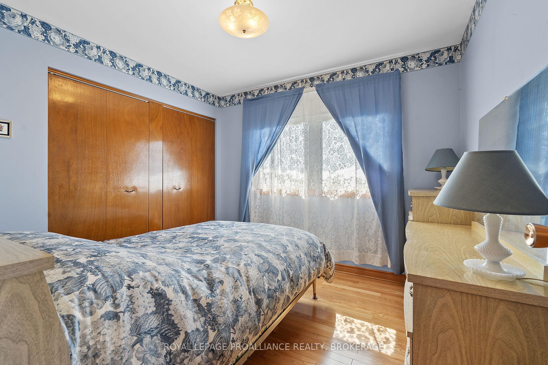 Photo 20 of 536 Braeside Crescent, Kingston, North of Taylor-Kidd Blvd — HOMEH