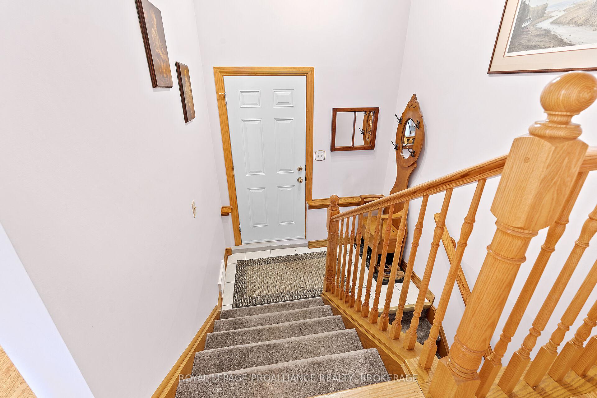 Photo 28 of 536 Braeside Crescent, Kingston, North of Taylor-Kidd Blvd — HOMEH