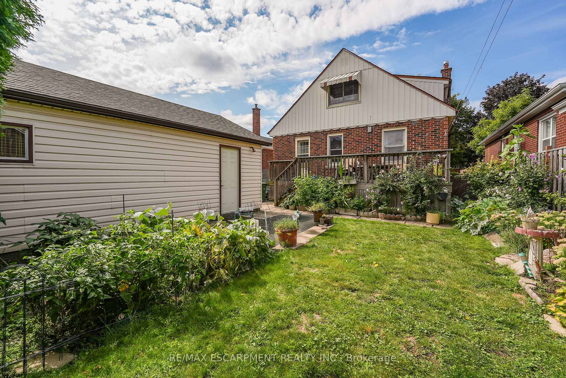 Photo 13 of 175 Garside Avenue S, Hamilton, Bartonville — HOMEH