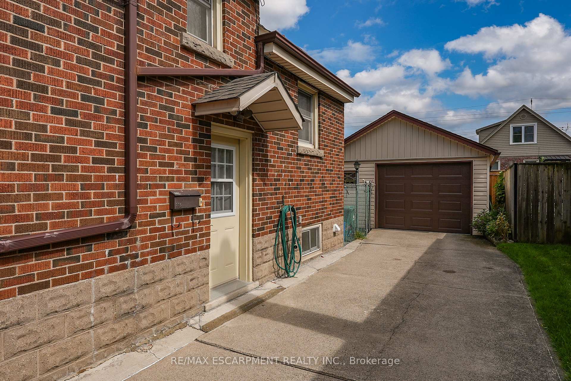 Photo 22 of 175 Garside Avenue S, Hamilton, Bartonville — HOMEH