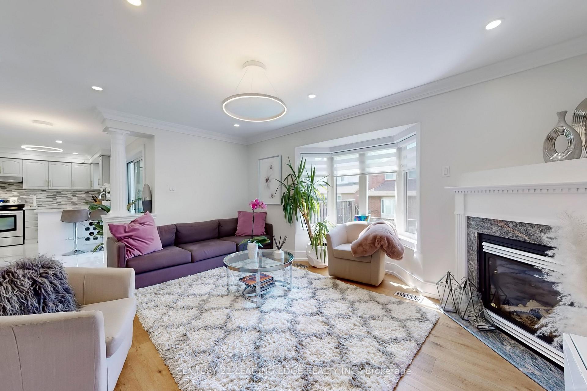 Photo 2 of 74 Littleleaf Crescent, Markham, Legacy — HOMEH