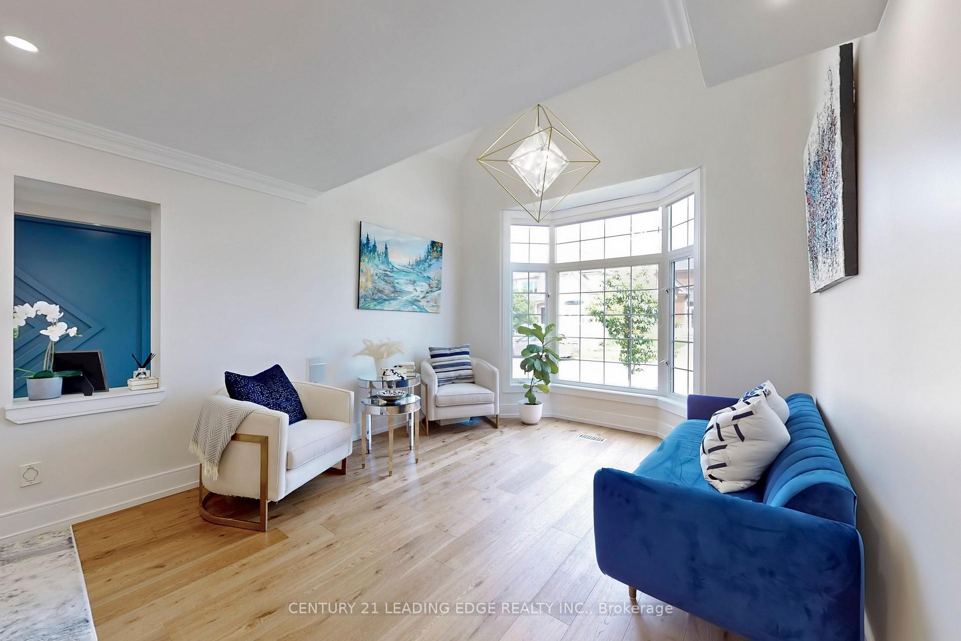 Photo 7 of 74 Littleleaf Crescent, Markham, Legacy — HOMEH