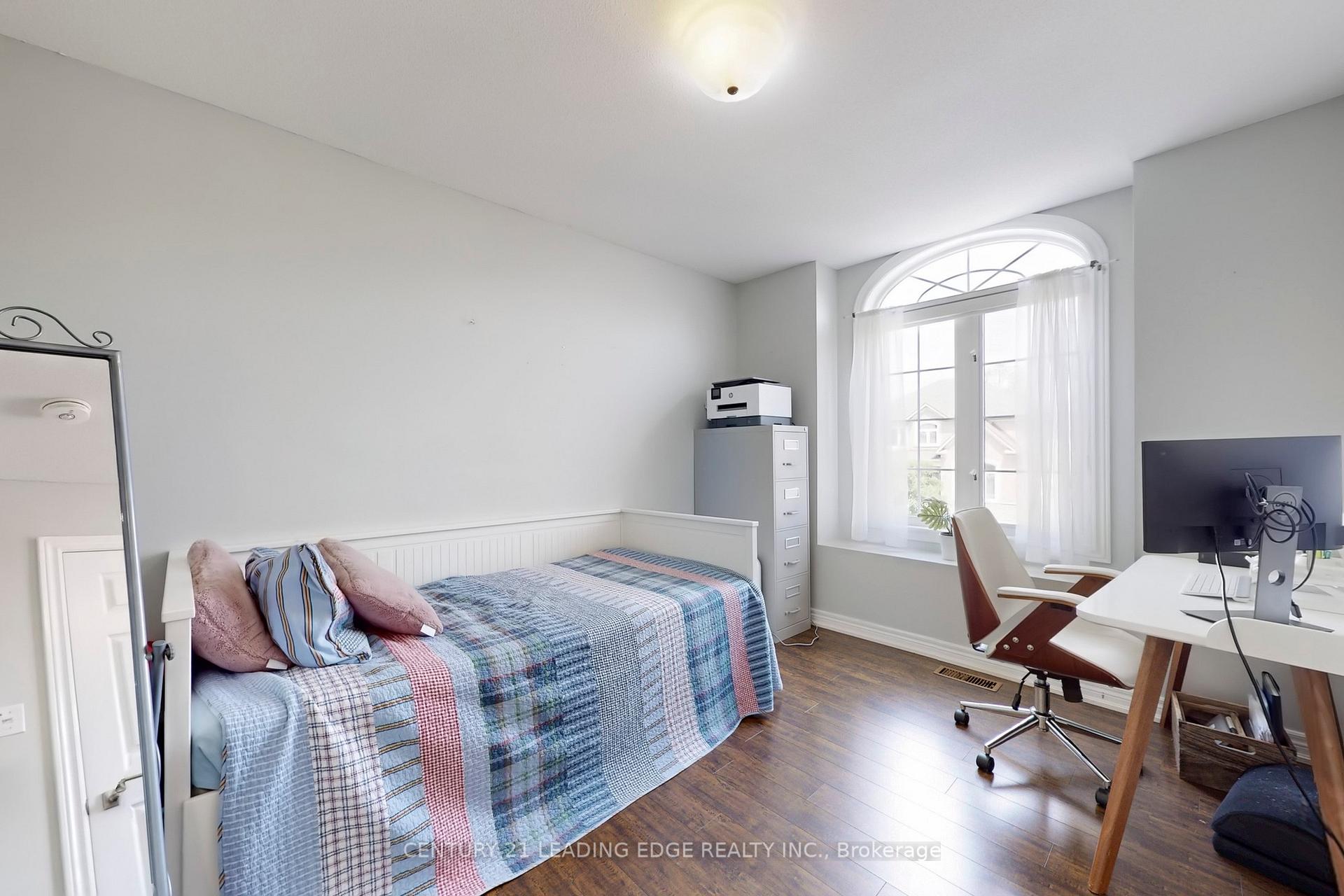 Photo 30 of 74 Littleleaf Crescent, Markham, Legacy — HOMEH