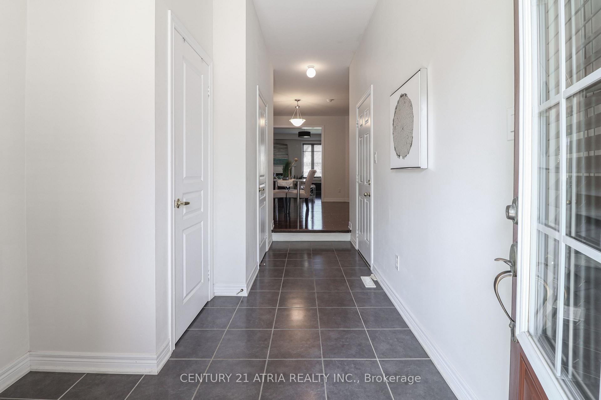 Photo 4 of 57 Haskett Drive, Markham, Box Grove — HOMEH