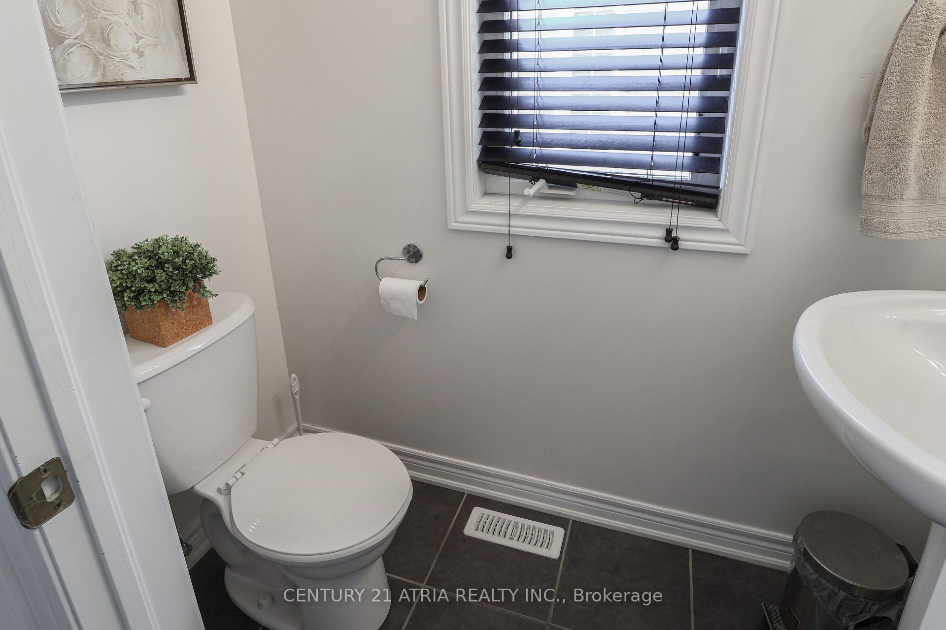 Photo 5 of 57 Haskett Drive, Markham, Box Grove — HOMEH