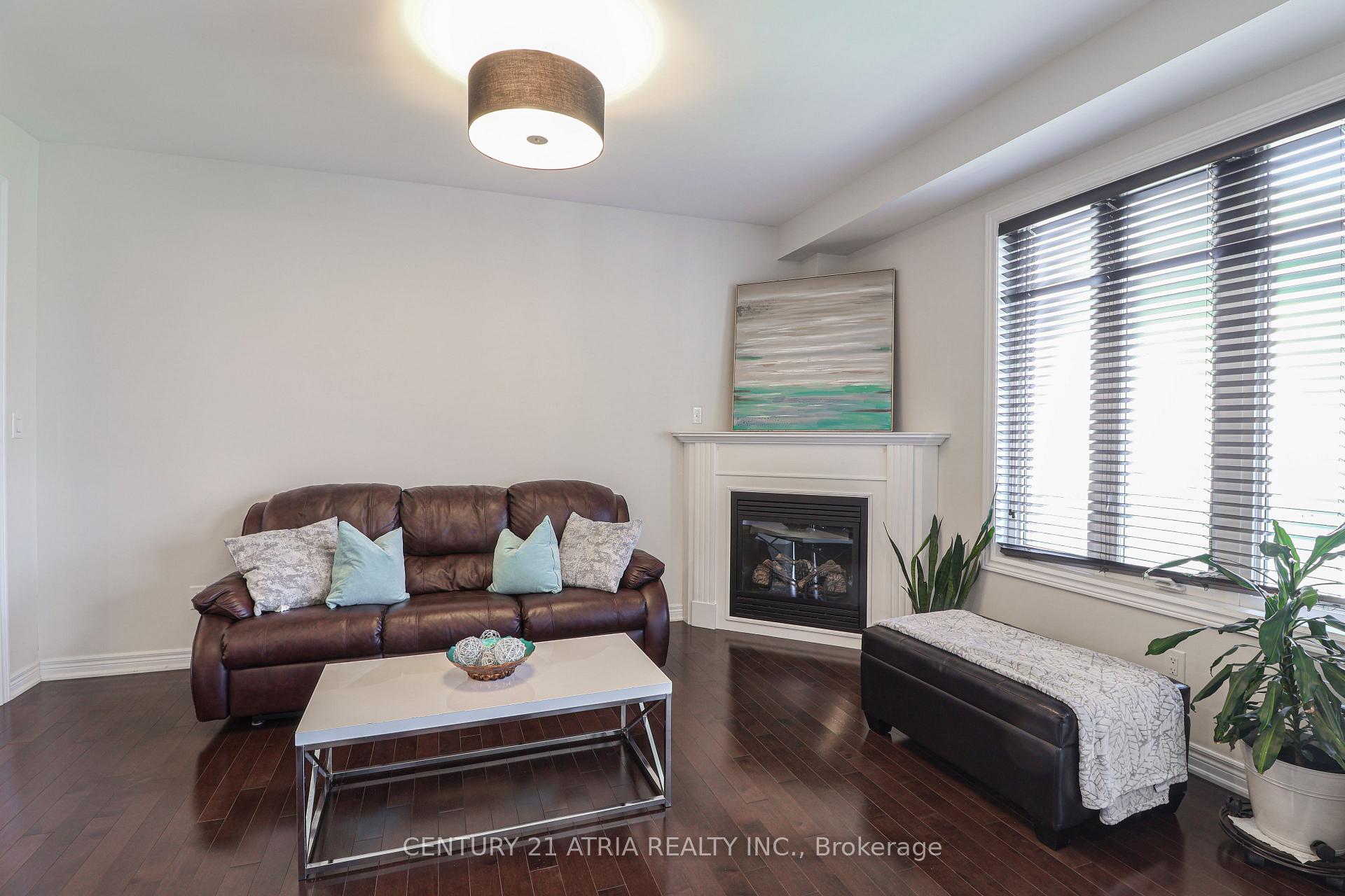 Photo 8 of 57 Haskett Drive, Markham, Box Grove — HOMEH