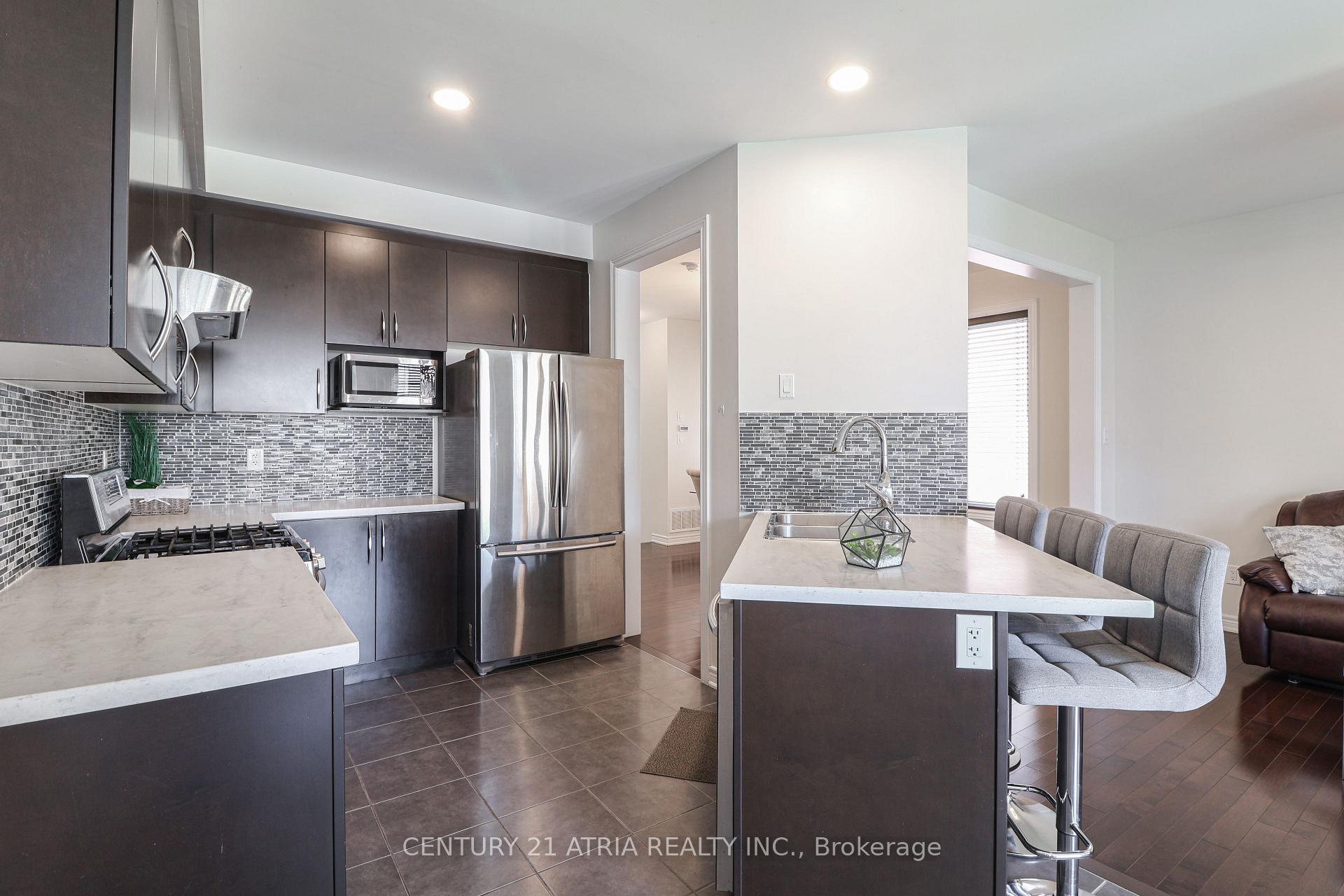 Photo 12 of 57 Haskett Drive, Markham, Box Grove — HOMEH