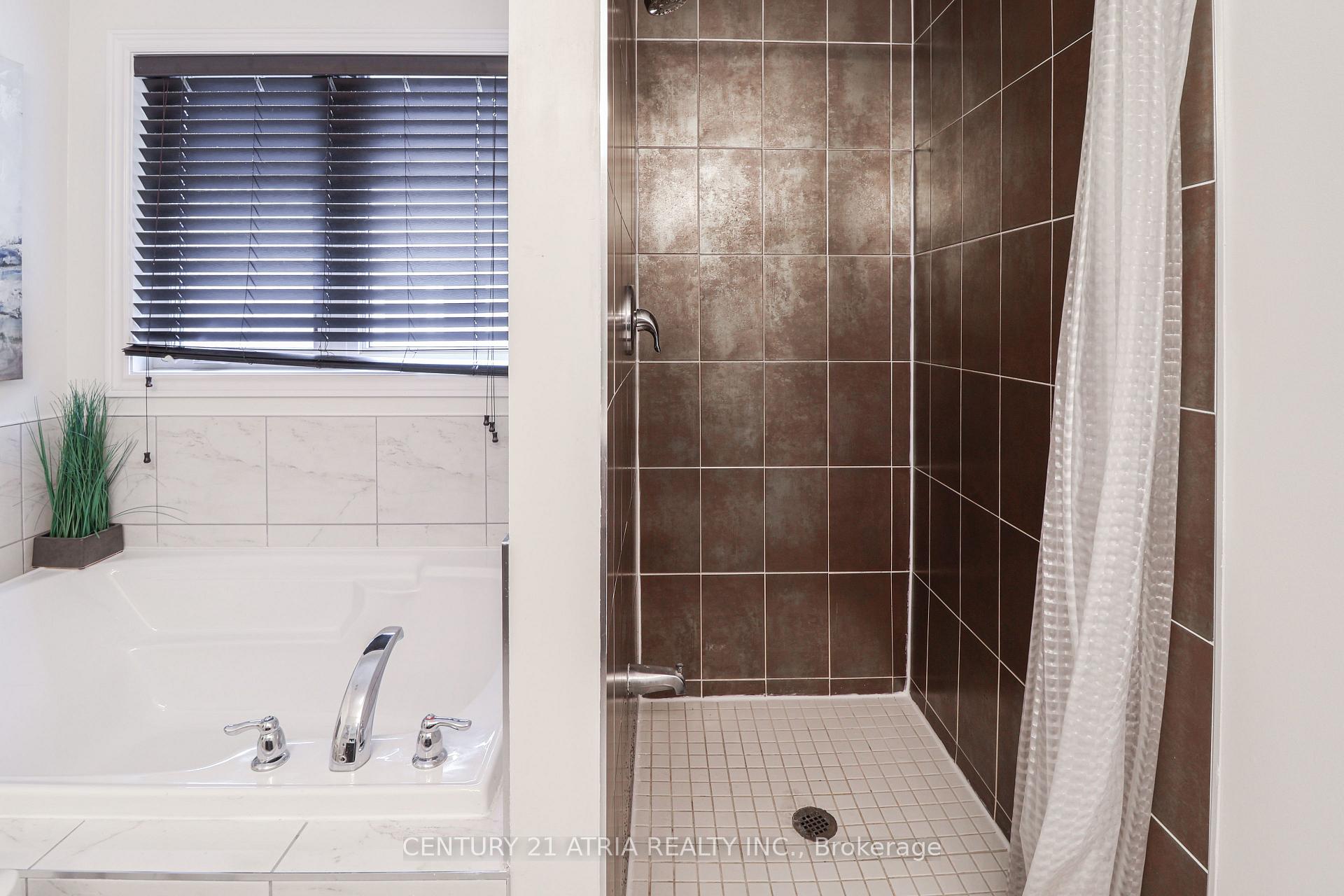 Photo 41 of 57 Haskett Drive, Markham, Box Grove — HOMEH