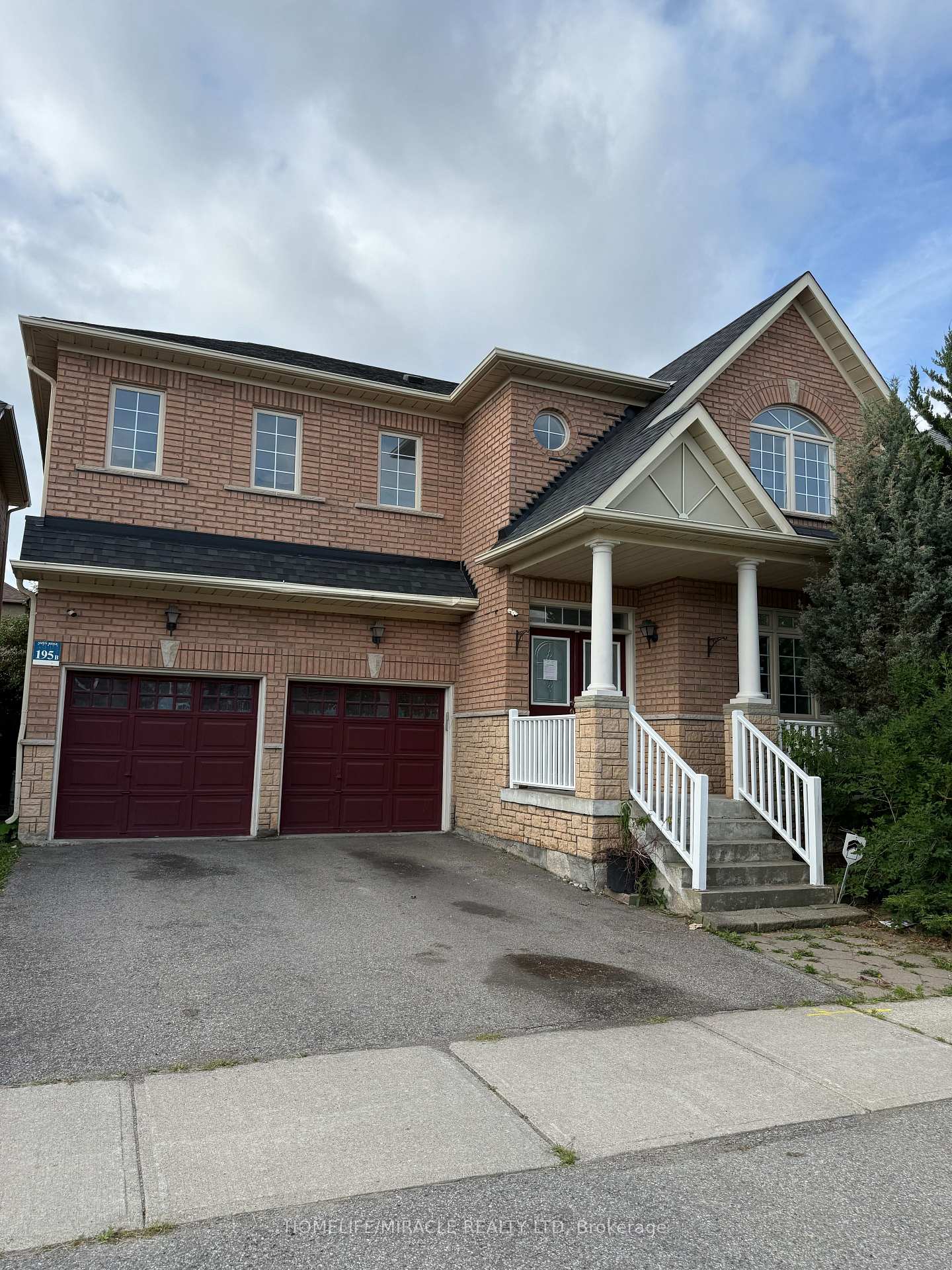Photo 2 of 59 Oakford Drive, Markham, Cachet — HOMEH