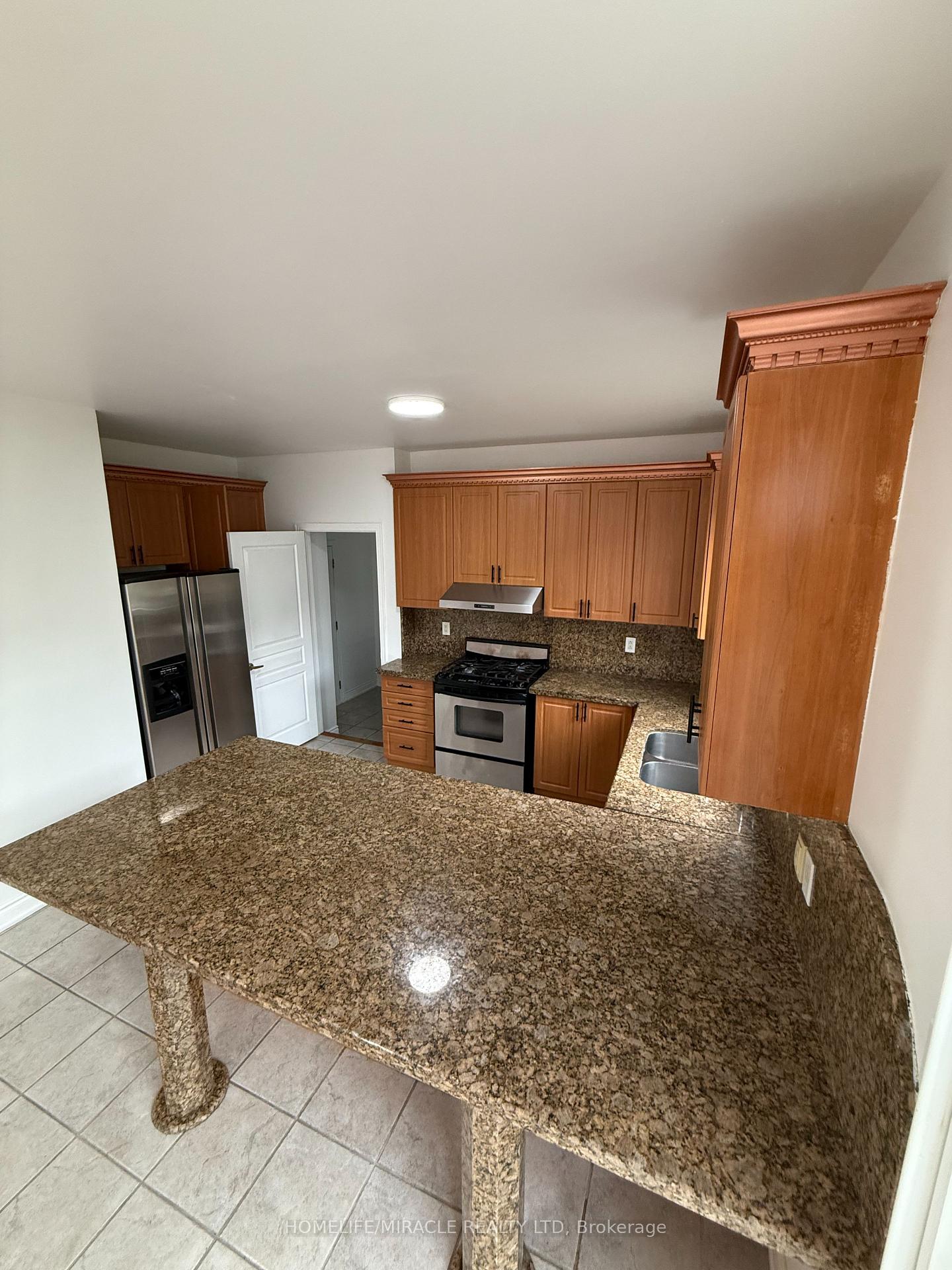 Photo 16 of 59 Oakford Drive, Markham, Cachet — HOMEH