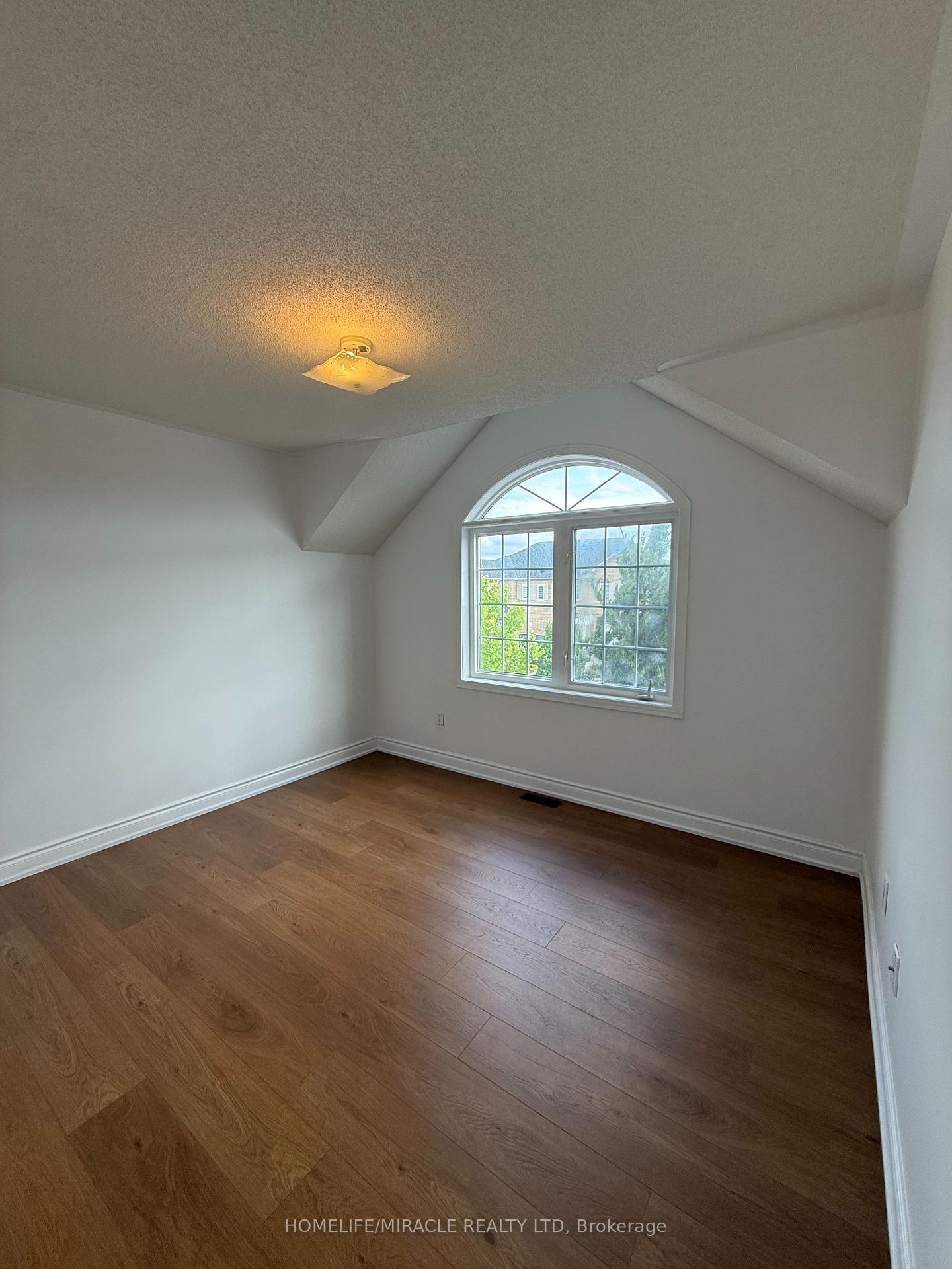 Photo 7 of 59 Oakford Drive, Markham, Cachet — HOMEH