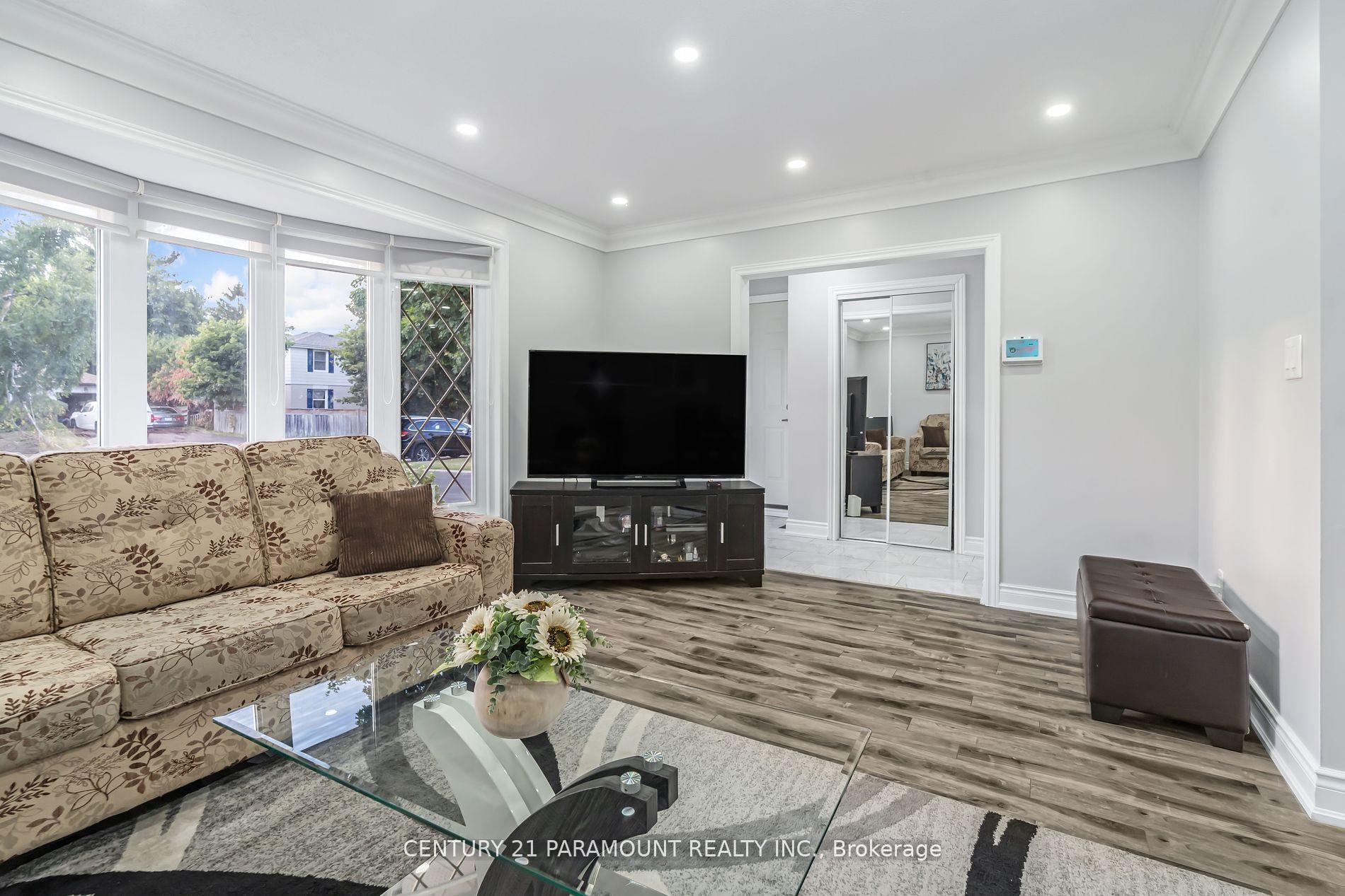 Photo 47 of 4 Beechwood Crescent, Brampton, Avondale — HOMEH