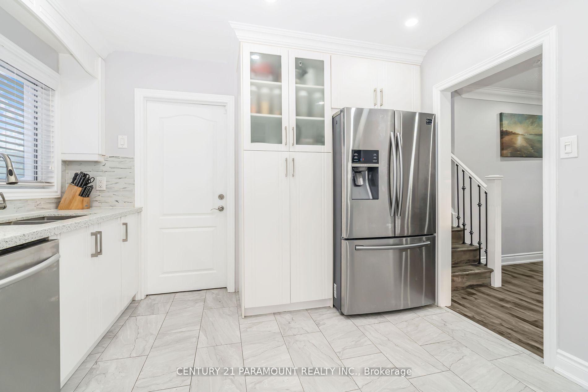 Photo 26 of 4 Beechwood Crescent, Brampton, Avondale — HOMEH
