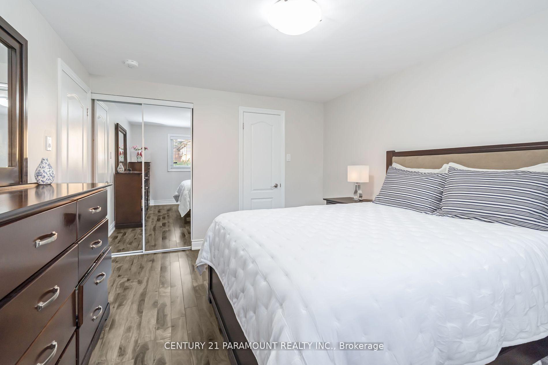 Photo 21 of 4 Beechwood Crescent, Brampton, Avondale — HOMEH