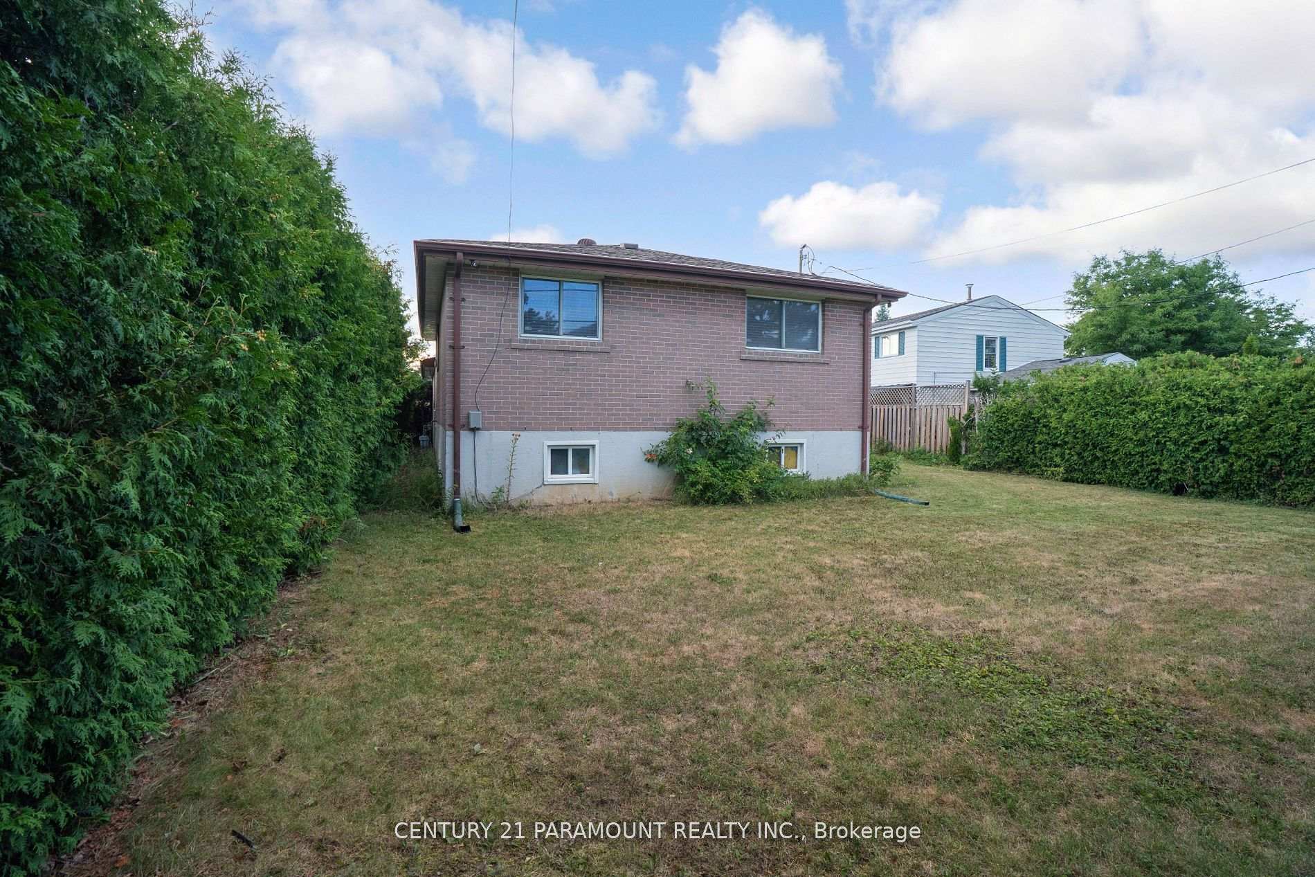Photo 44 of 4 Beechwood Crescent, Brampton, Avondale — HOMEH